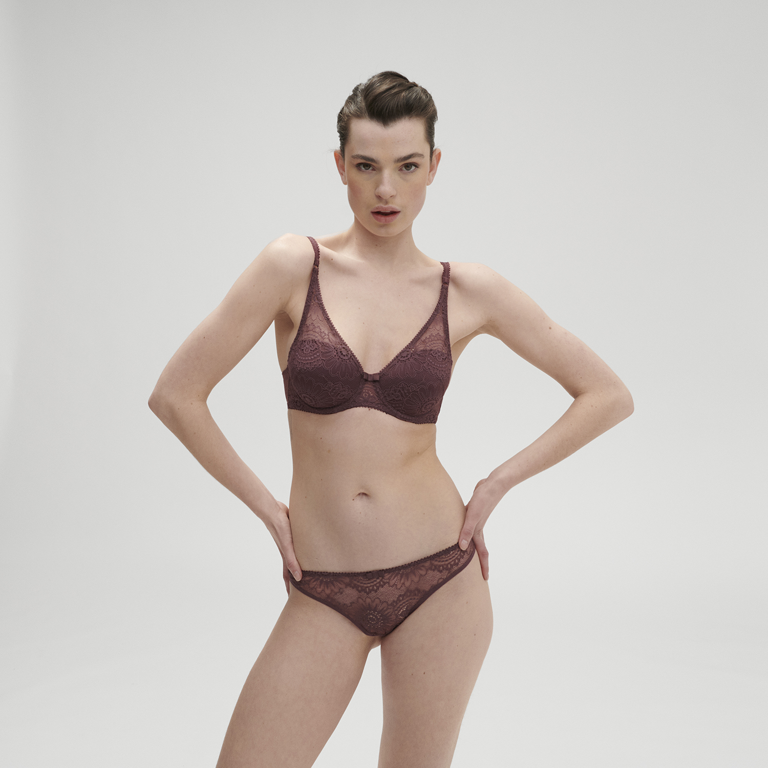 EMBLÈME 象徵 3D立體胸罩 拜占庭紫