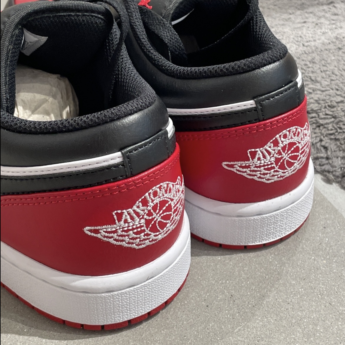 <快速出貨免運費>Nike Air Jordan 1 Low "Bred Toe" 黑紅腳趾 黑白紅 芝加哥公牛