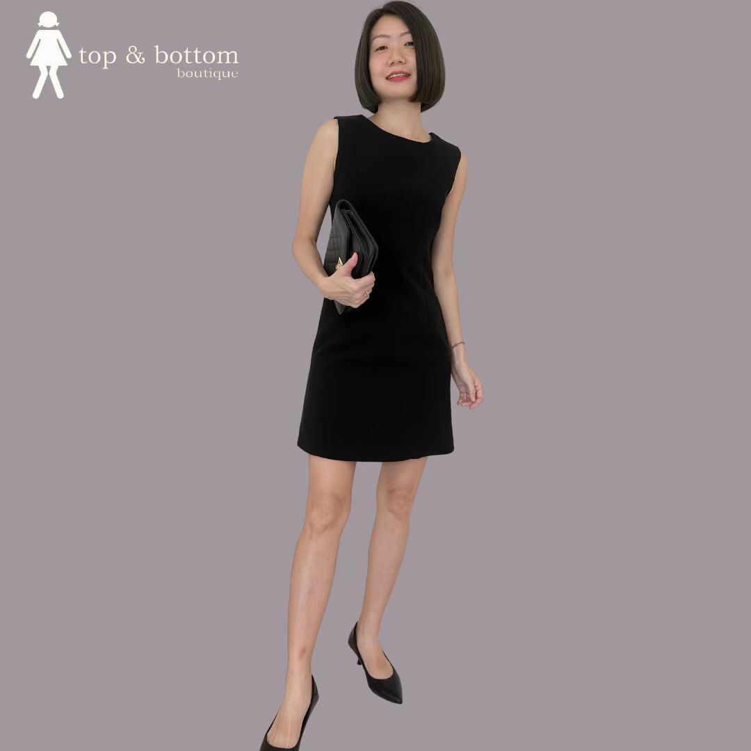 SLEEVELESS SHORT DRESS