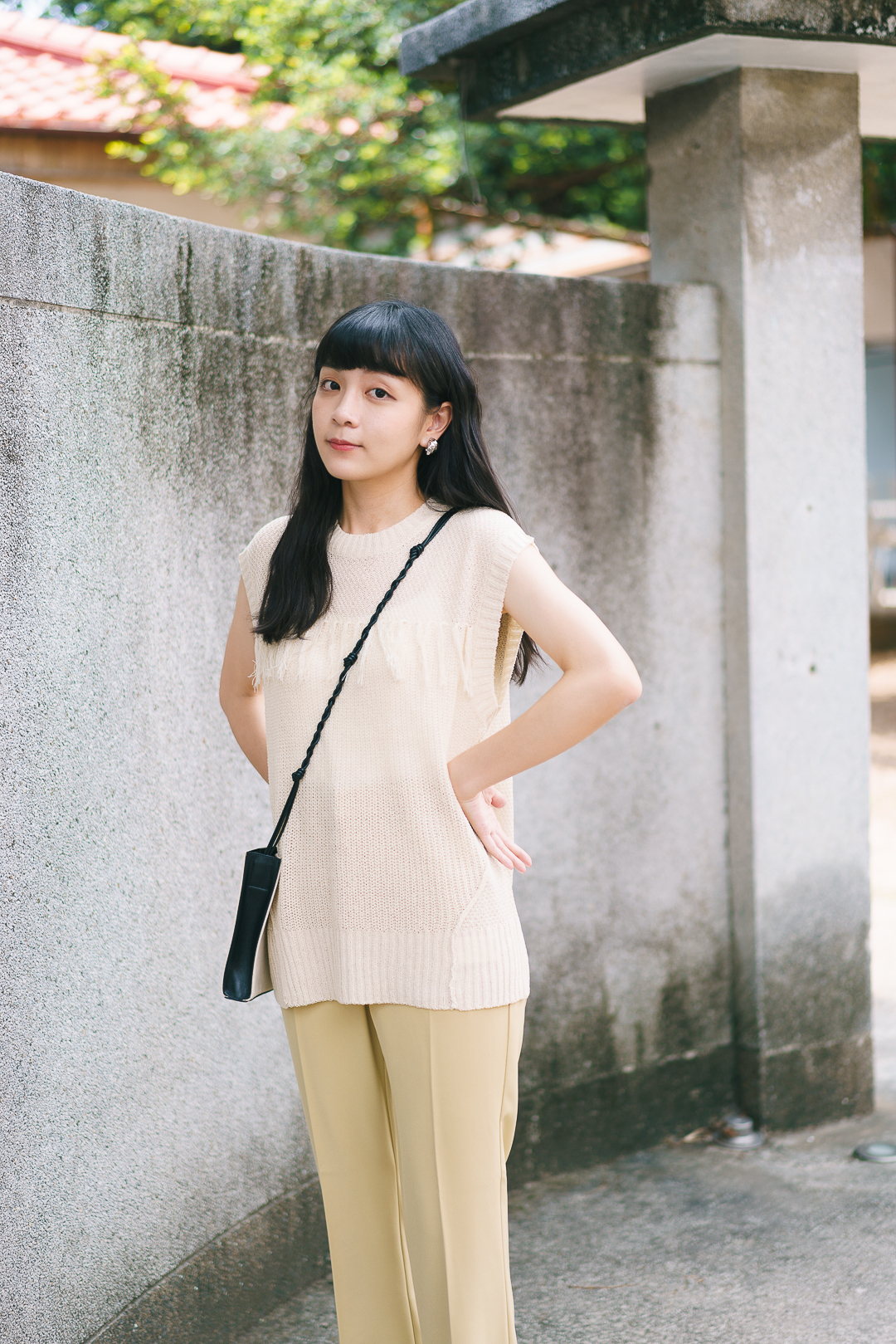 法式袖針織流蘇背心(兩色-象牙白)