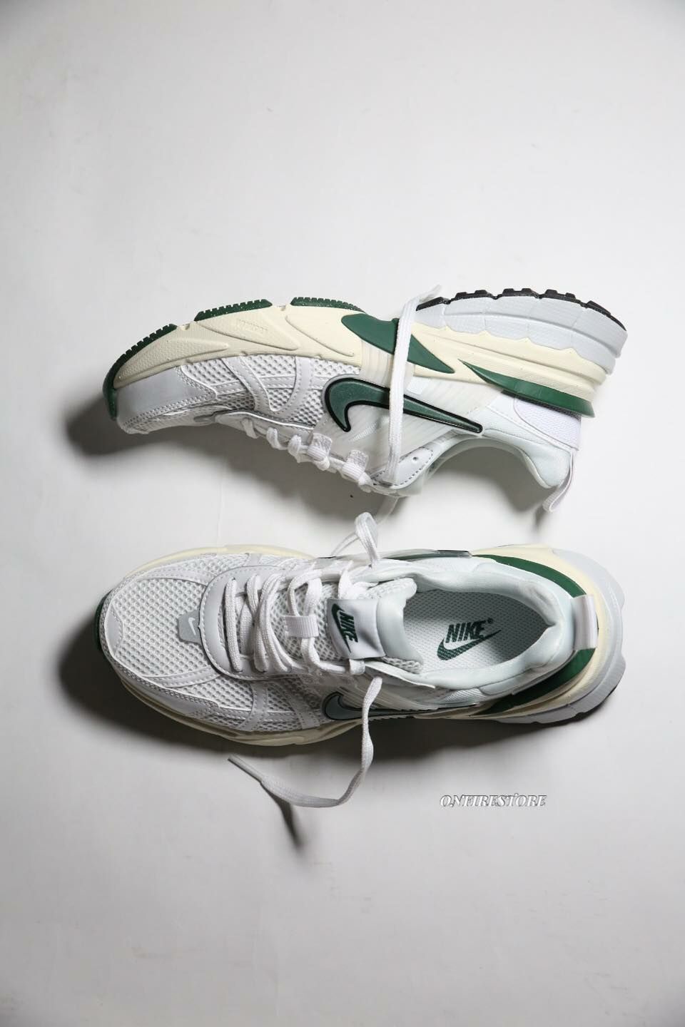 {現貨} Nike V2K Run White / Platinum Tint FD0736-101