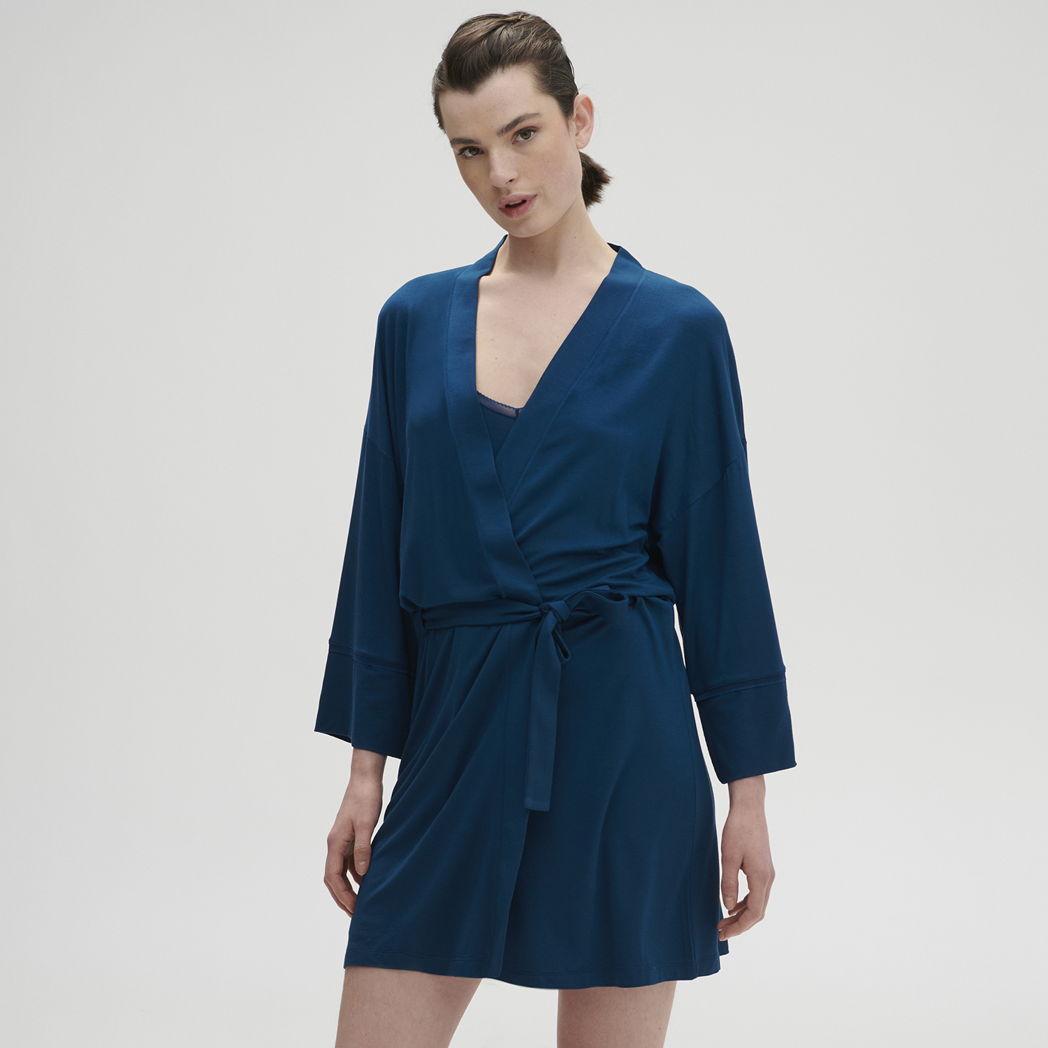 AURORE 黎明 罩杉 深邃海藍色