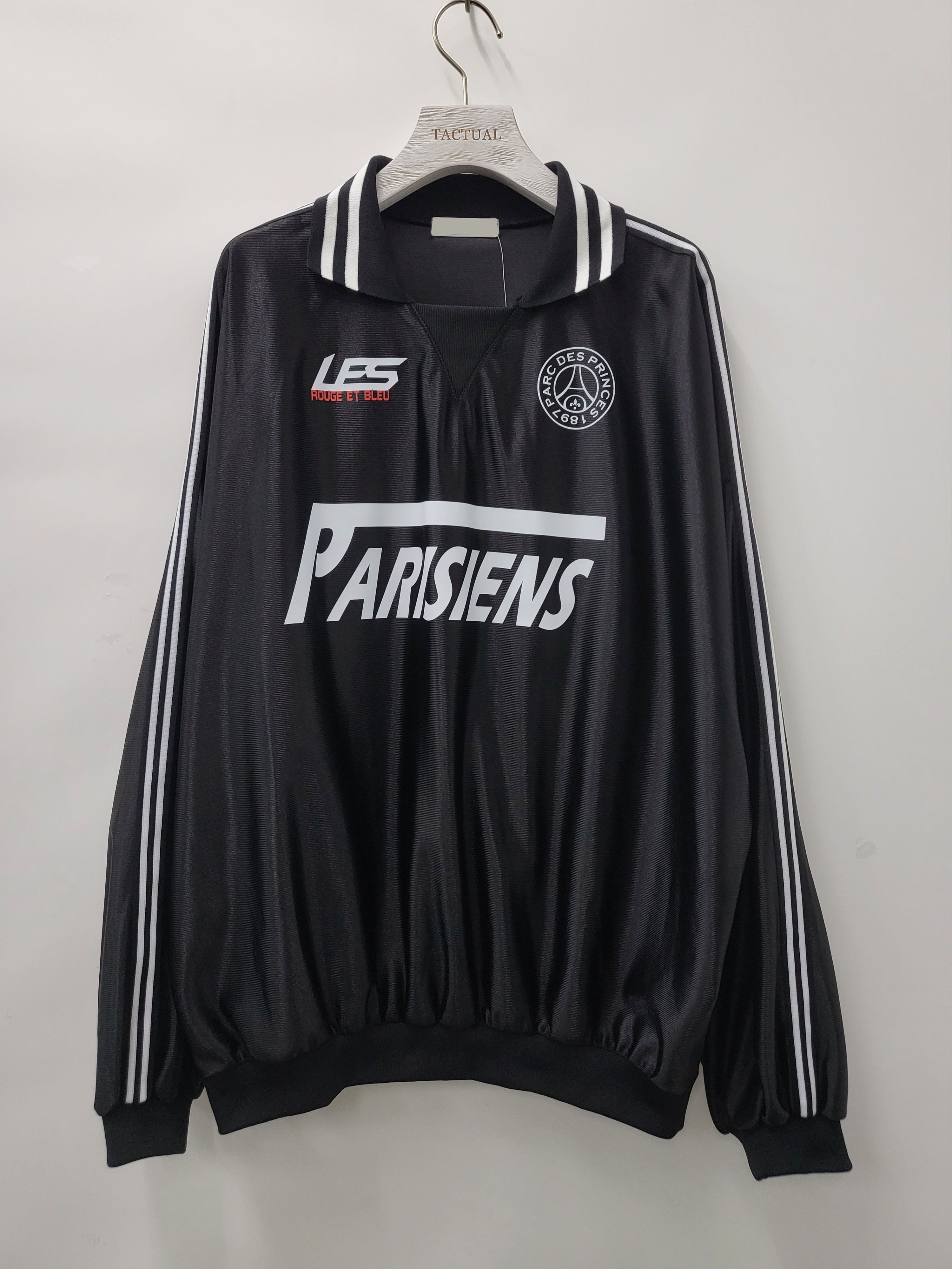 英文字圖案長袖衫 T5175