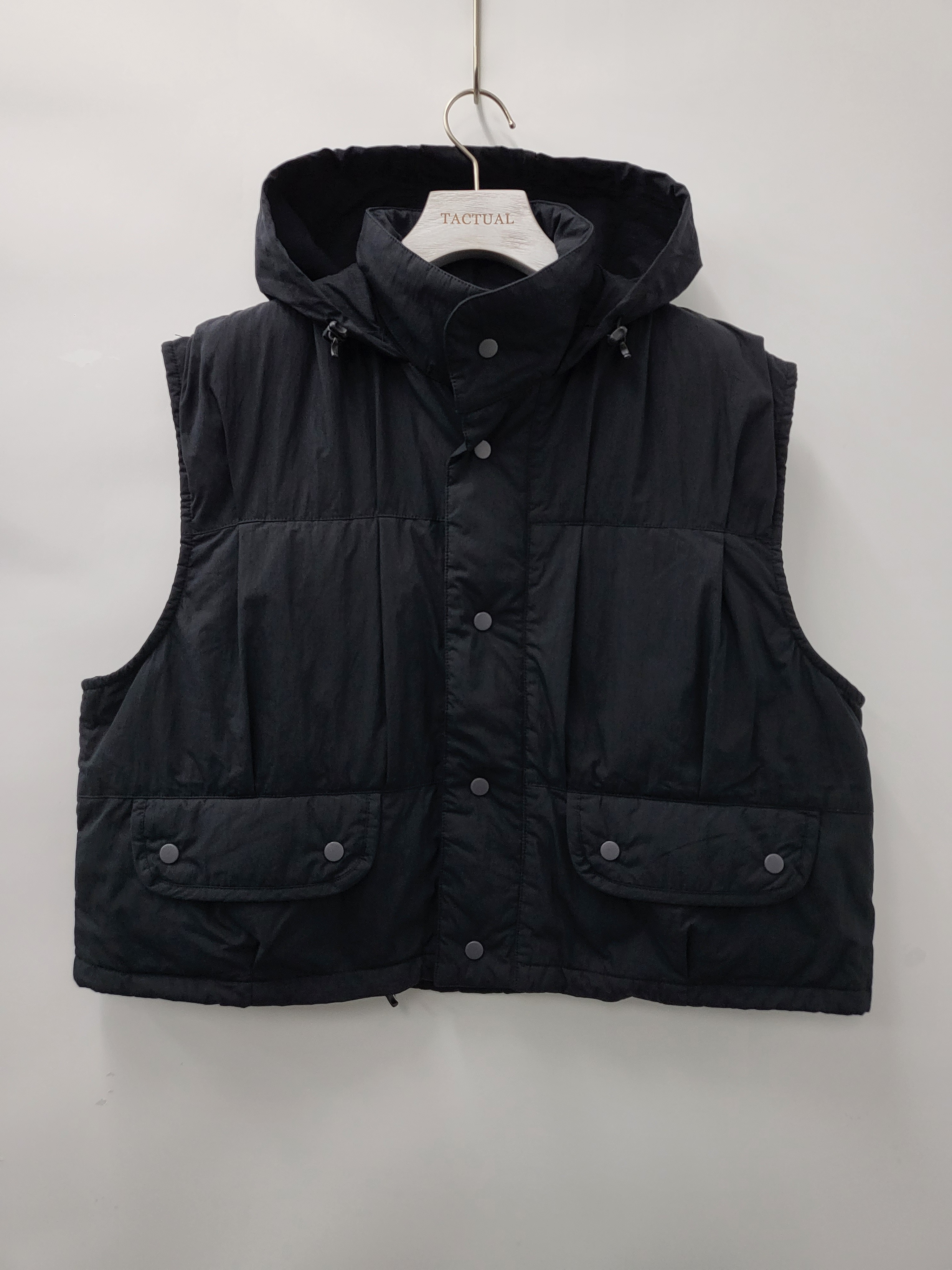 短身連帽拉鍊背心褸 V1029