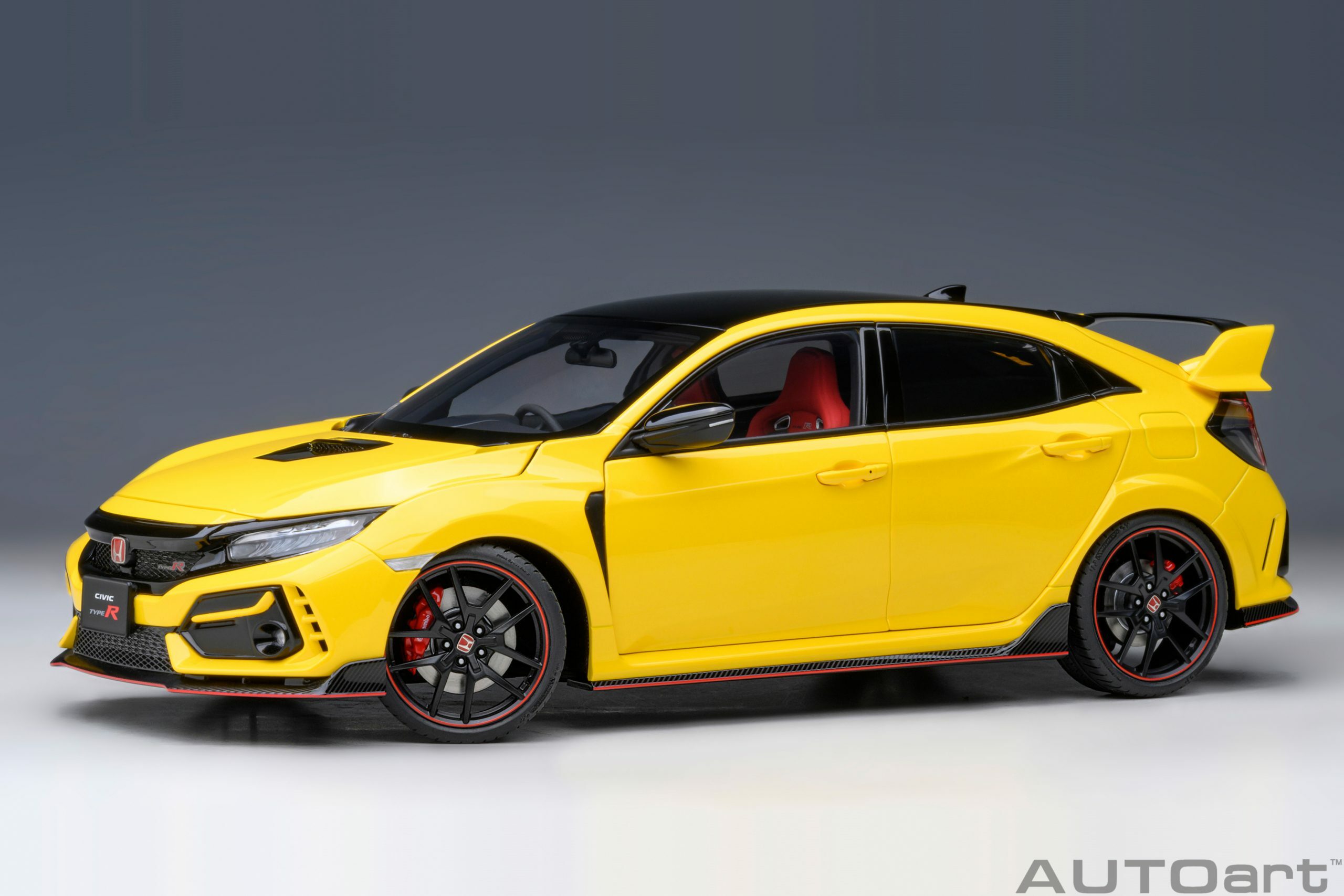 1/18 AUTOART Honda Civic Type R (FK8) Limited Edition (Sunlight Yellow) (73225)