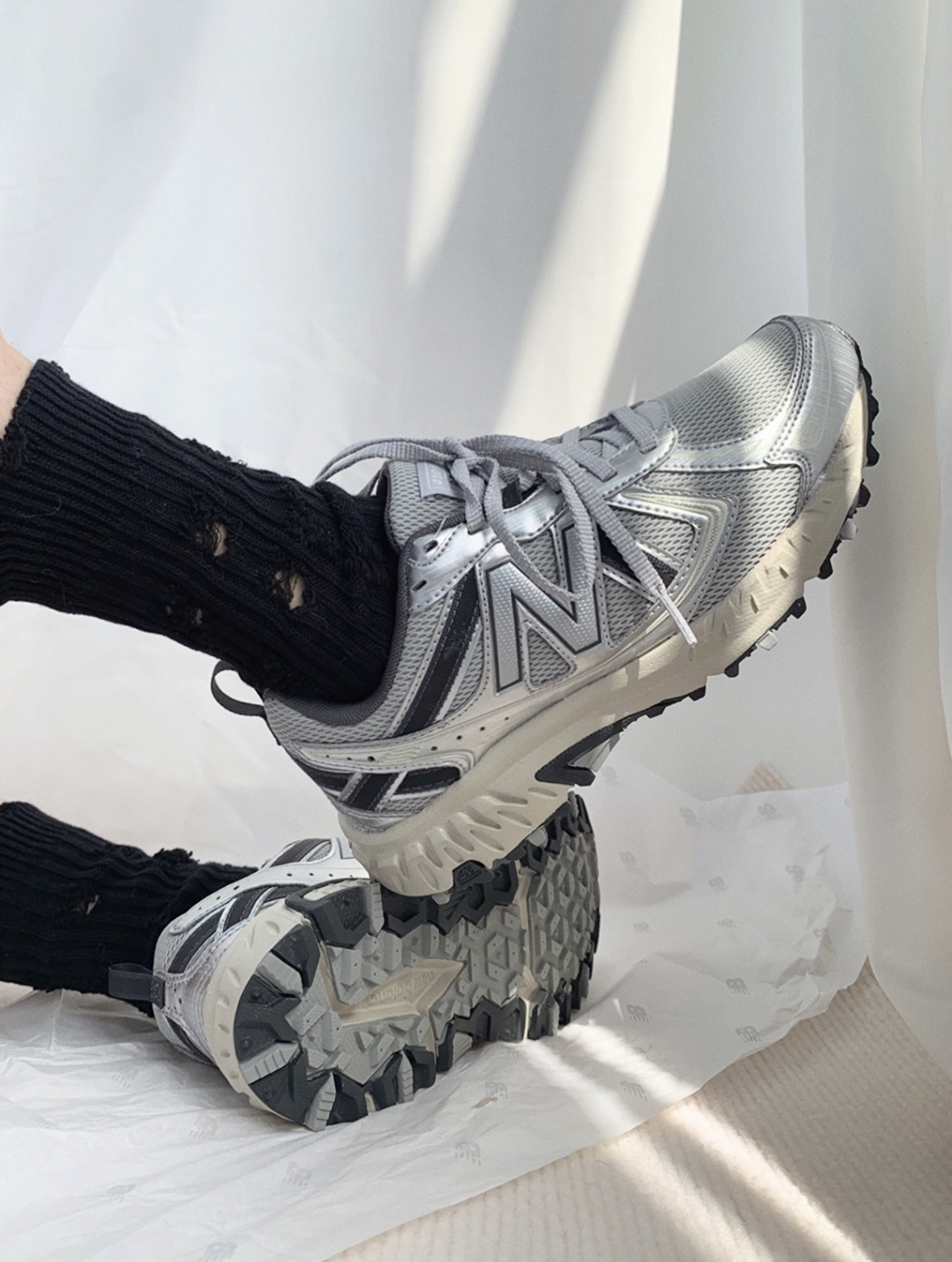 New Balance NB 410 V5 灰銀色奶油底 銀色 復古 老爹鞋 男女款 MT410KR5/預購