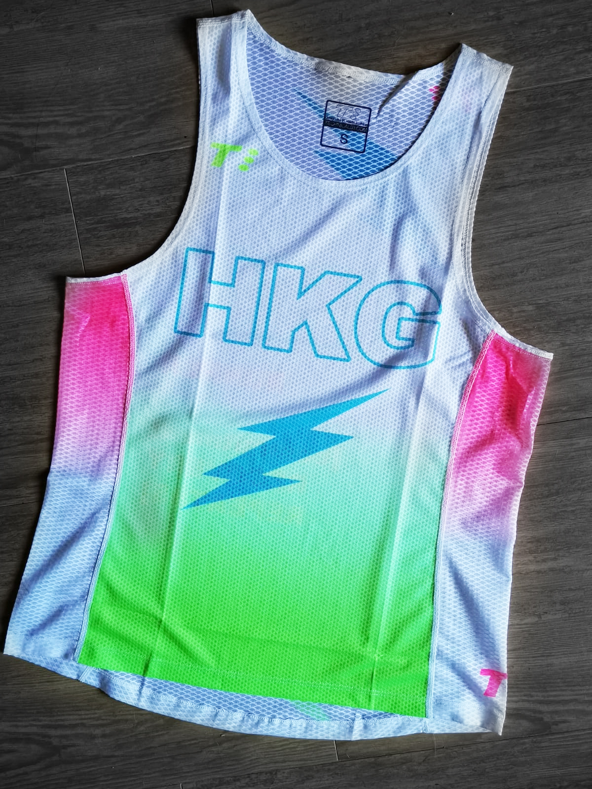 Technical03 HKG Holo Singlet