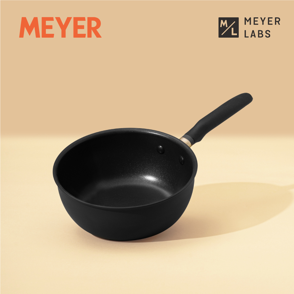 《MEYER Accent》陽極氧化不沾單柄萬用深湯鍋22CM/2.8LL(無蓋)(電磁爐/IH爐)(微金亞光黑)