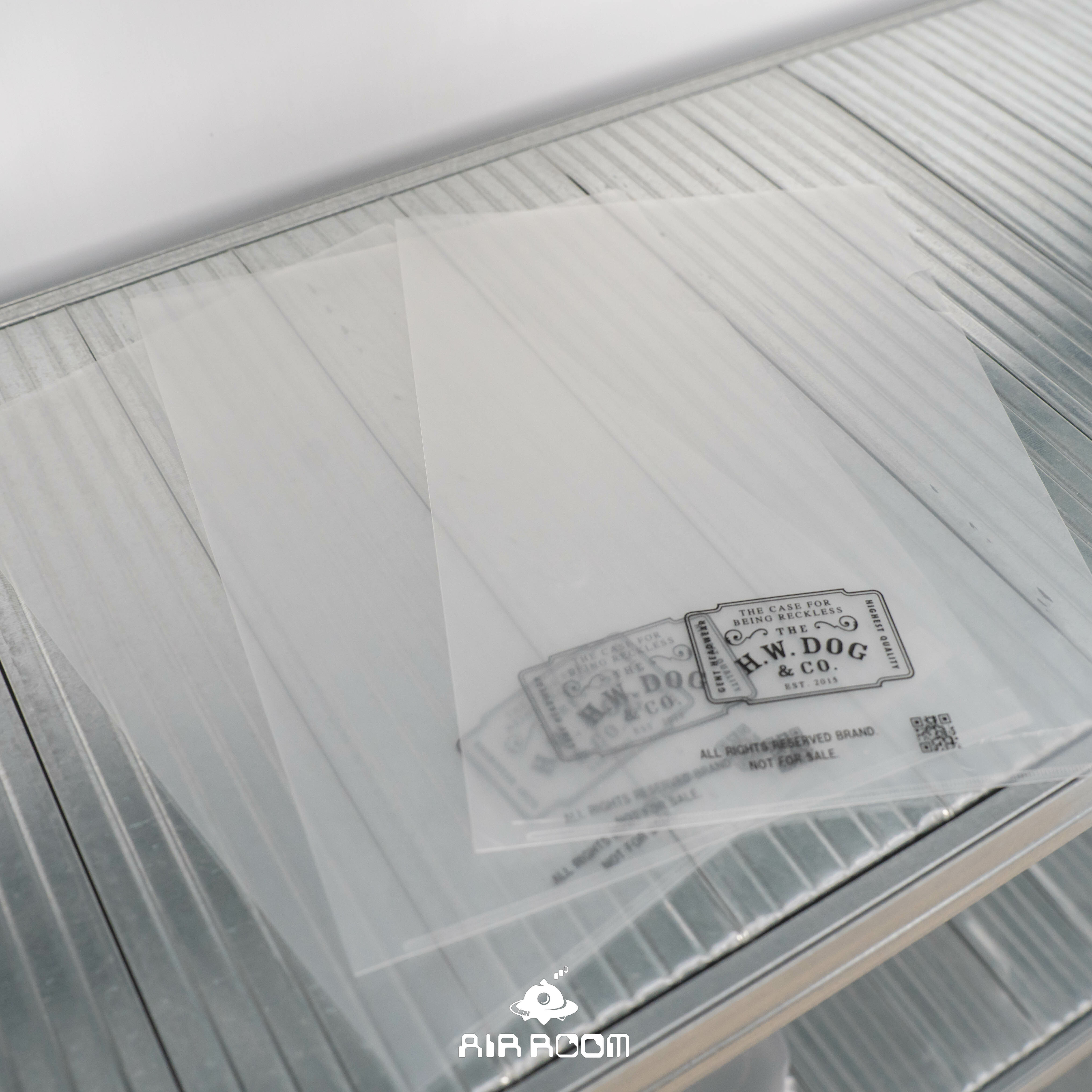 THE H.W. DOG & CO. 透明 Logo A4 資料夾 現貨