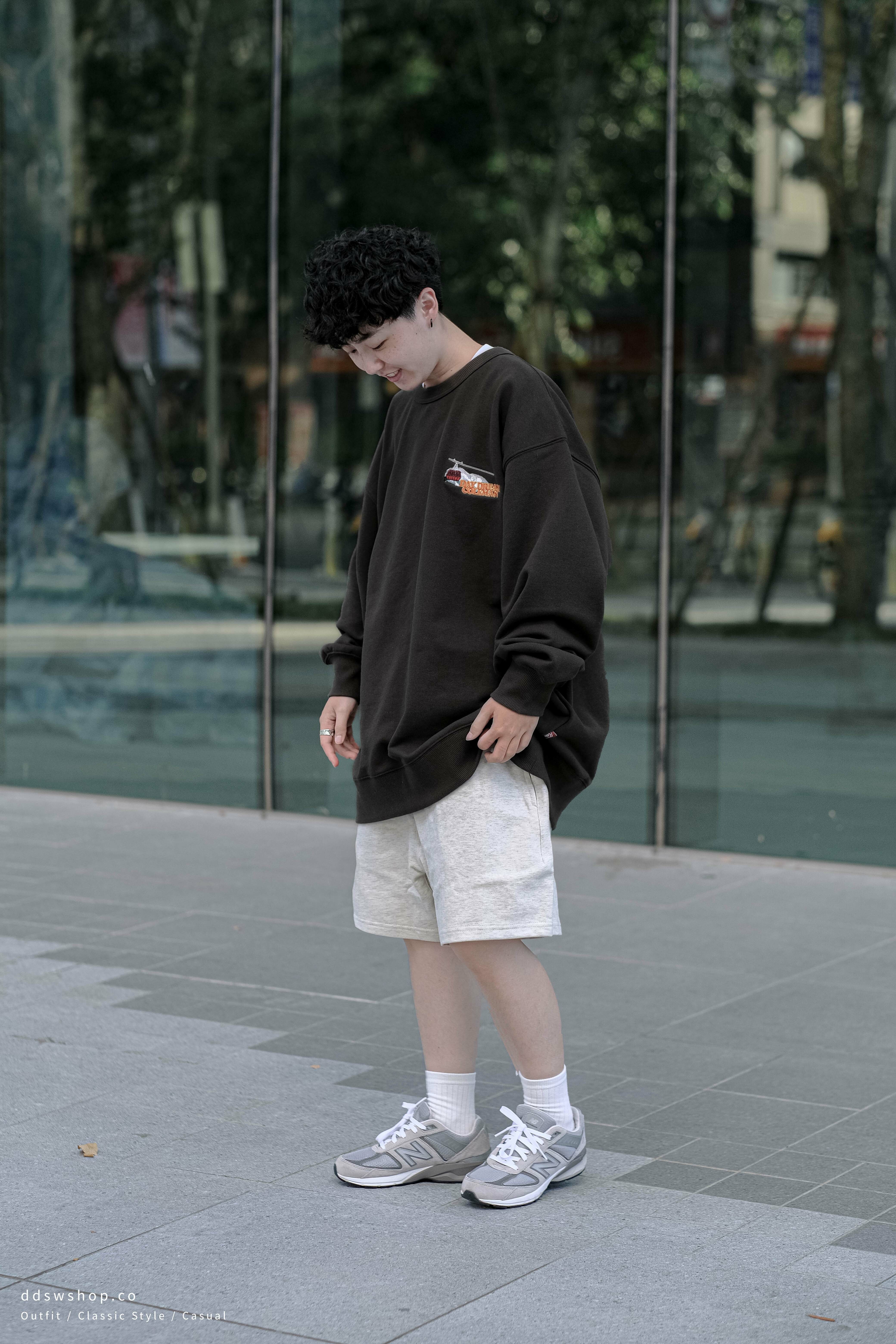 Coleman 大學踢 雪山帳篷小木屋背圖 黑綠色 麻灰白