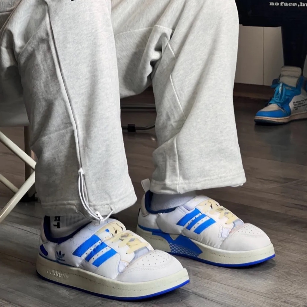 ADIDAS PUFFYLETTE FORUM 數碼印 假鞋帶 胖胖鞋 麵包鞋 白 藍 男女鞋 HP6698 / 預購