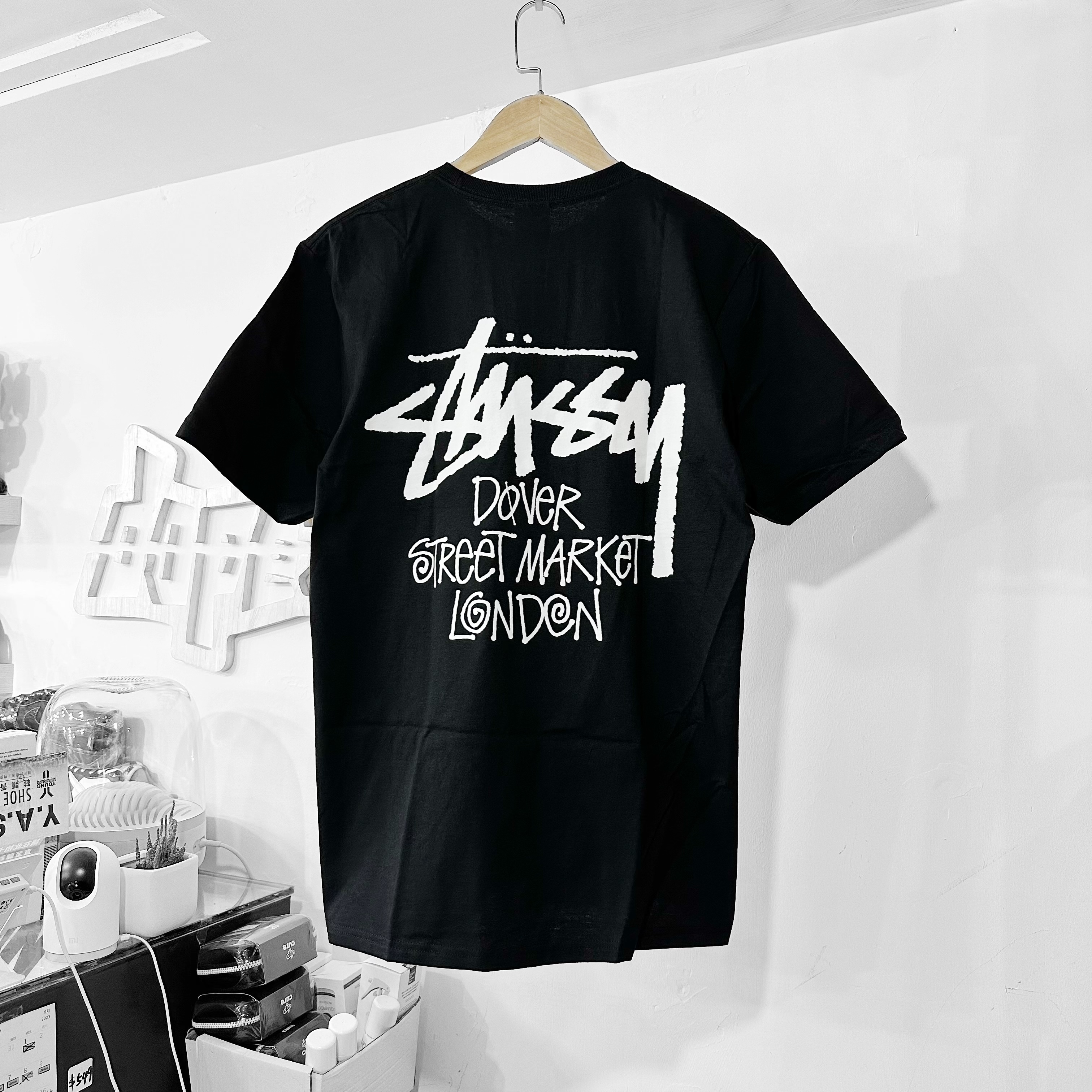 STUSSY FW23 DSM London TEE Black
