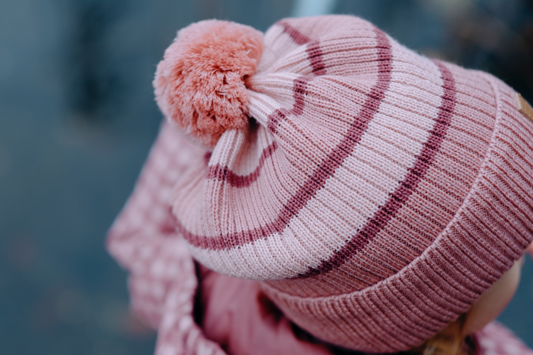 〖 Hust & Claire 〗霧玫粉條紋羊毛針織帽