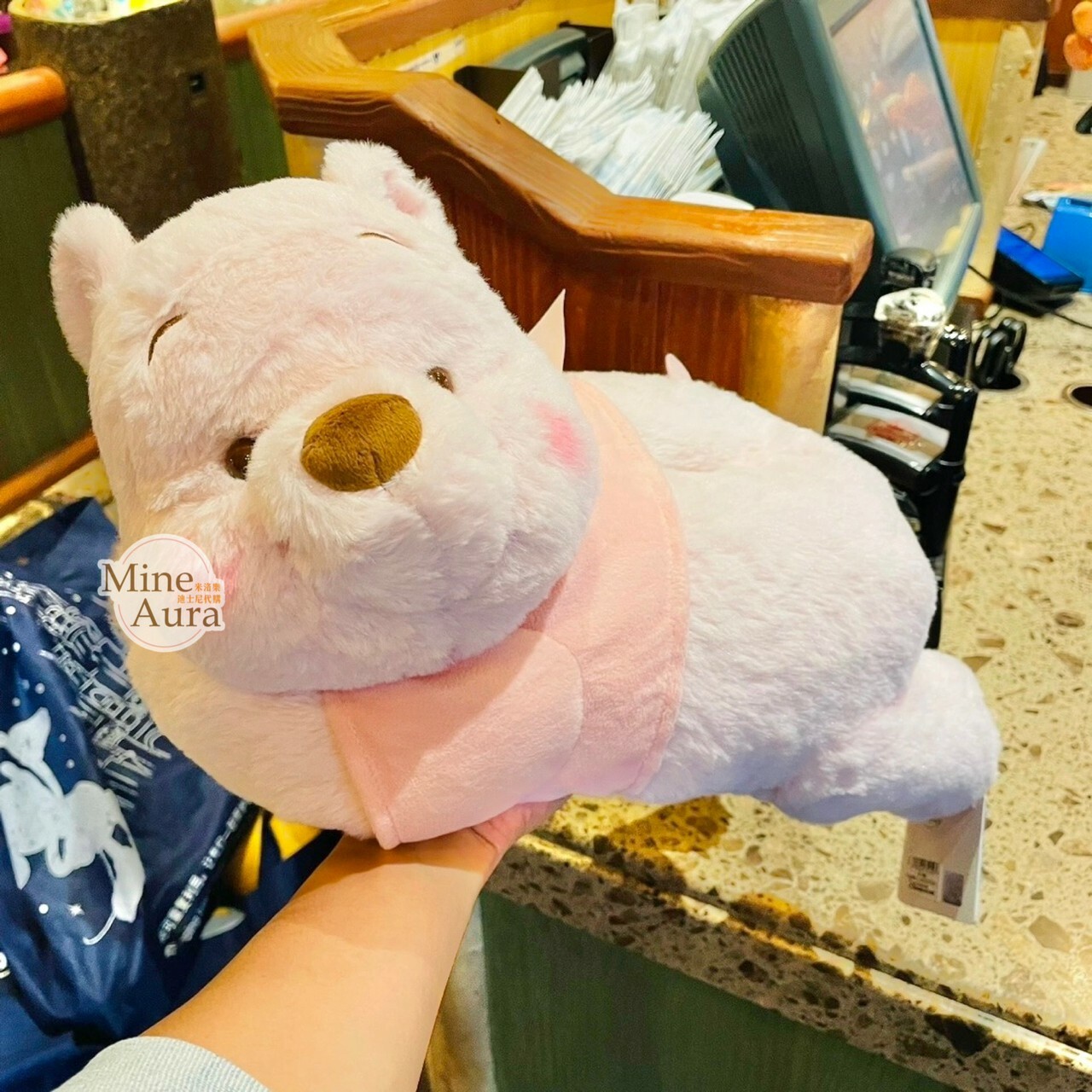 (限時特價) 小熊維尼 Winnie the Pooh 櫻花粉 絨毛公仔 造型 面紙套 -上海迪士尼樂園