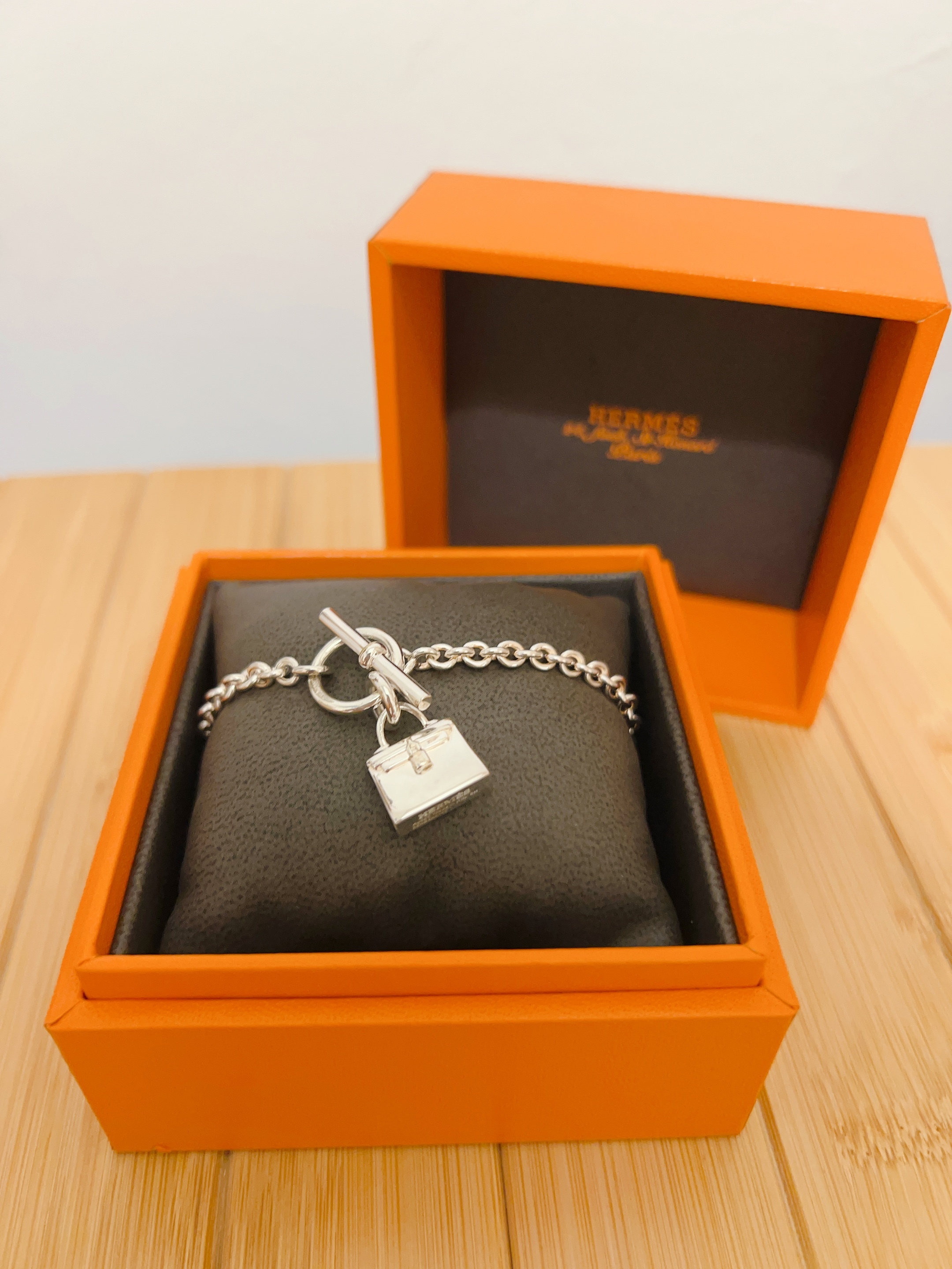 *Unused* Hermes Kelly Amulettes Bracelet