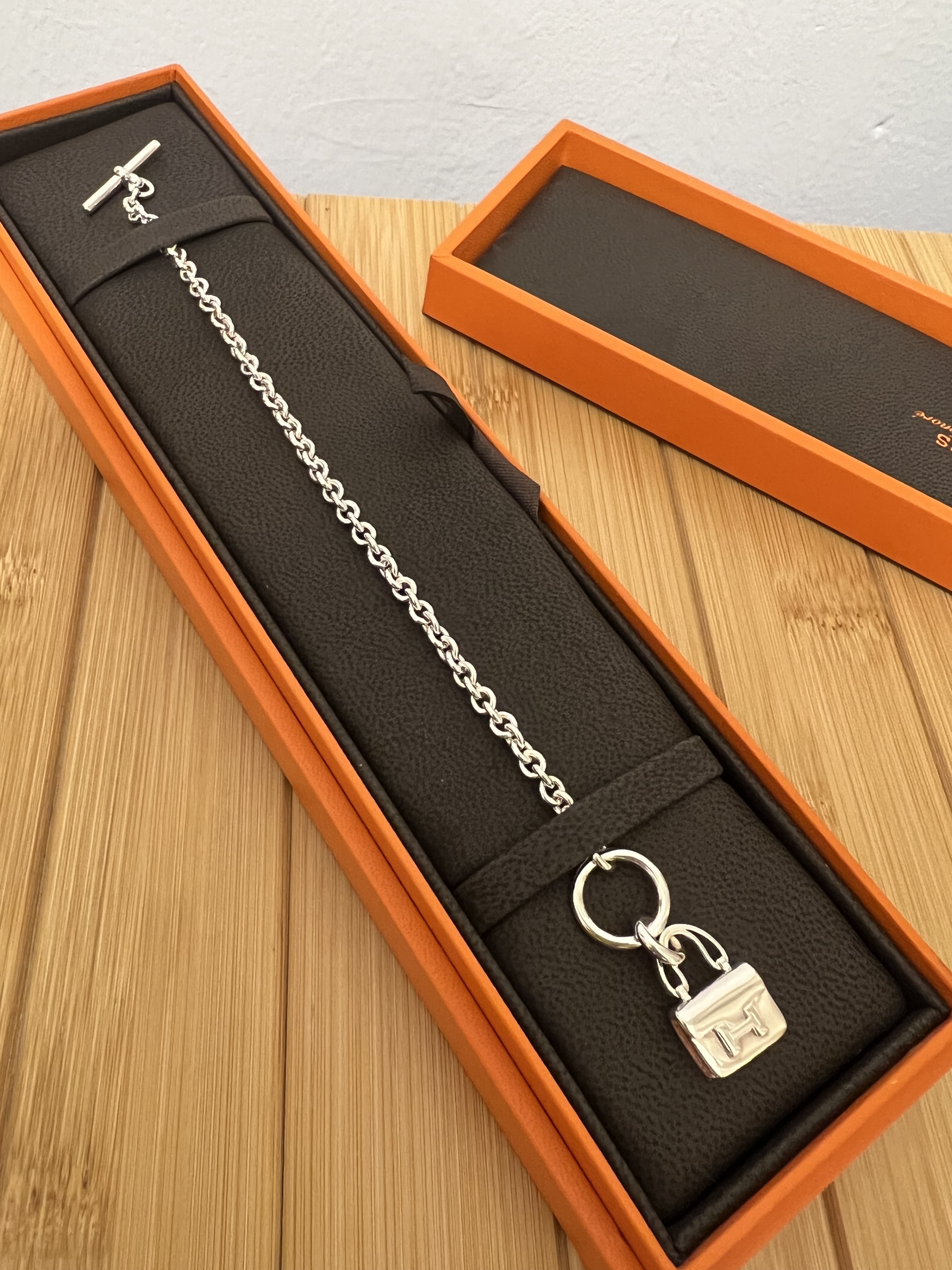 *Unused* Hermes Constance Amulettes Bracelet SH size 15.5cm