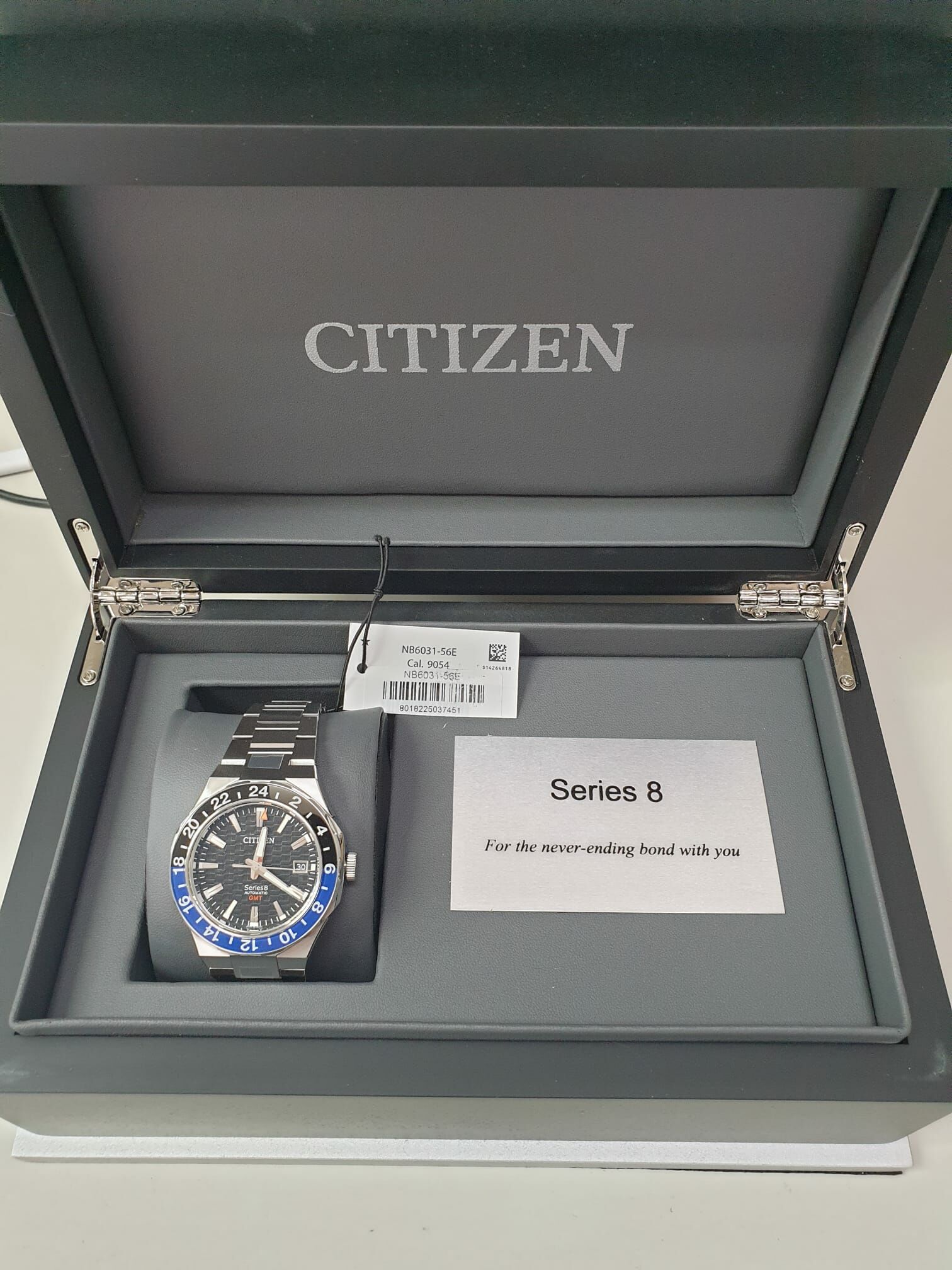 日本製造 Citizen Series 8系列 41mm 藍色錶盤紅藍雙色外圈不鏽鋼男士腕錶 NB6030-59L , 黑色錶盤黑藍雙色外圈不鏽鋼男士腕錶 NB6031-56E