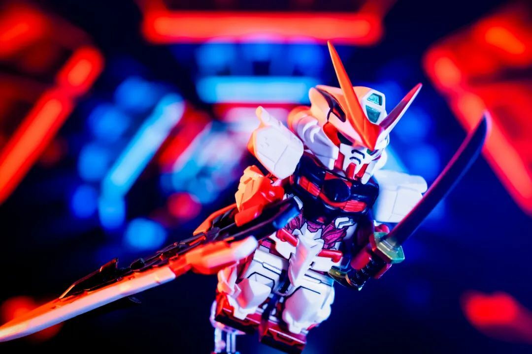 【Minifigs.Factory】迷網高達紅色機 Gundam Astray red FRAME