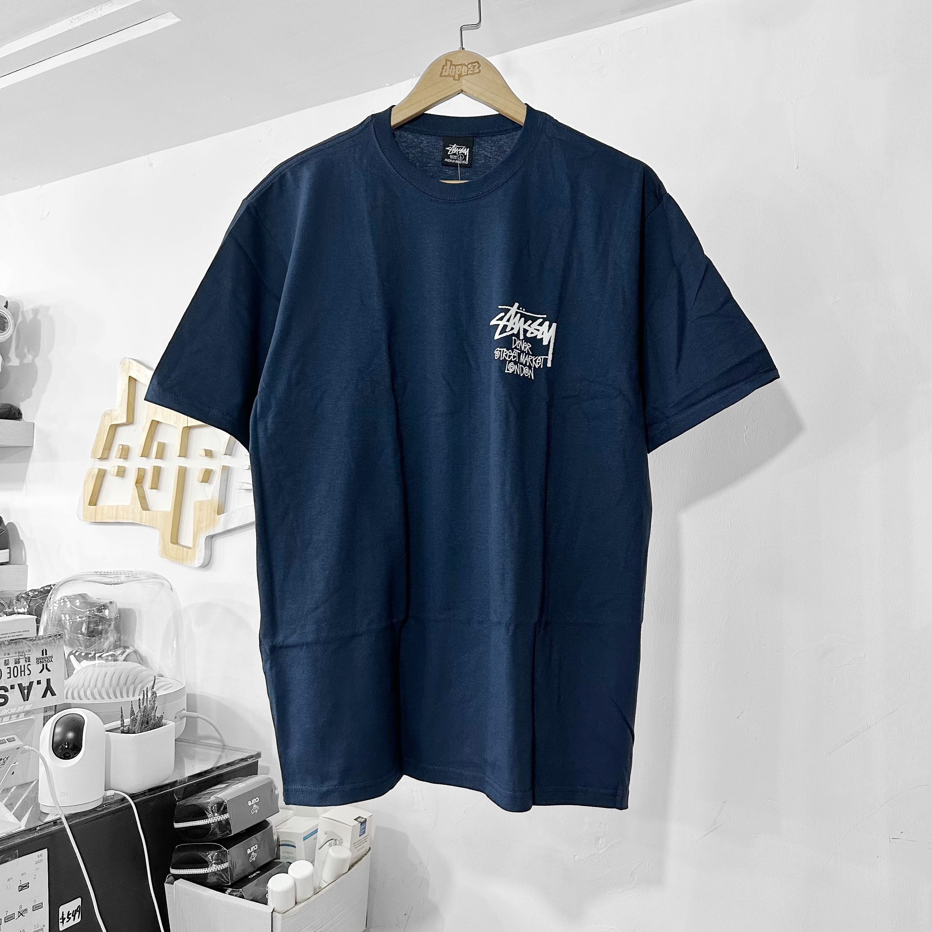 STUSSY FW23 DSM London TEE NAVY