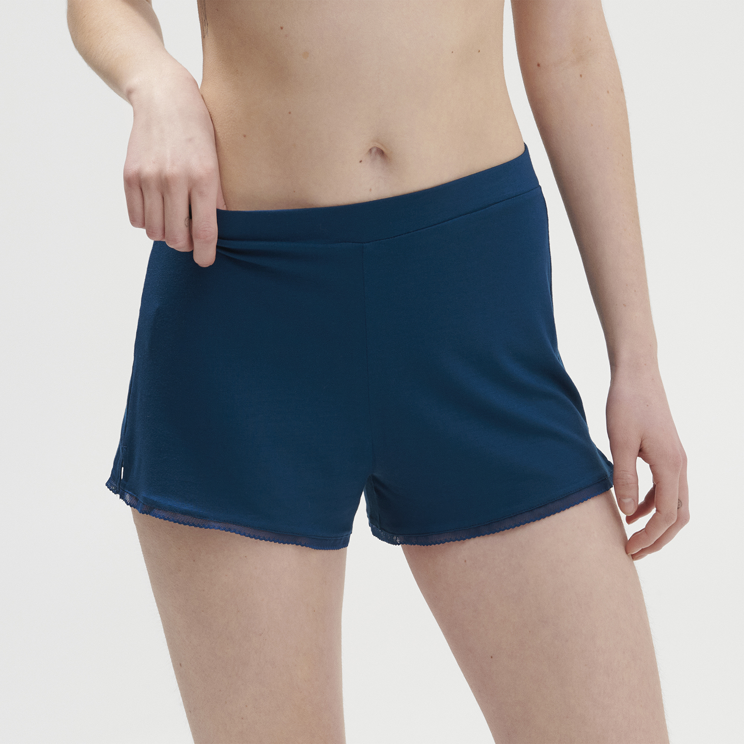 AURORE 黎明 短褲 深邃海藍色