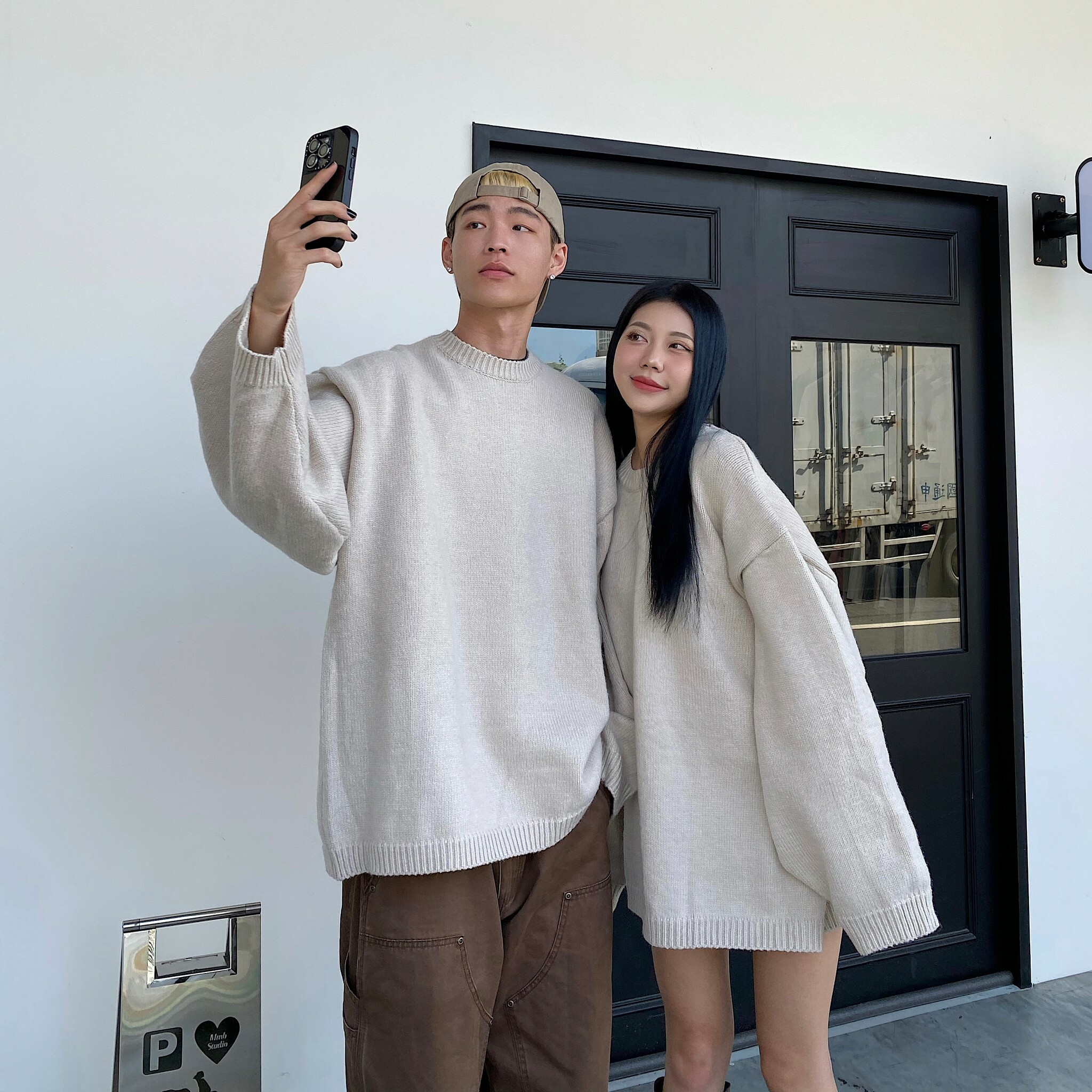 大大件微笑寬袖針織毛衣