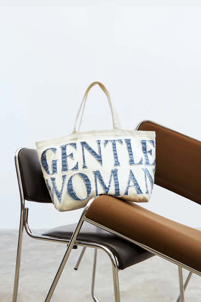 代購 Gentlewoman 新款 Logo牛仔布 Totebag (白色版）