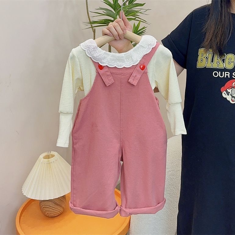 寶寶粉愛心釦吊帶褲