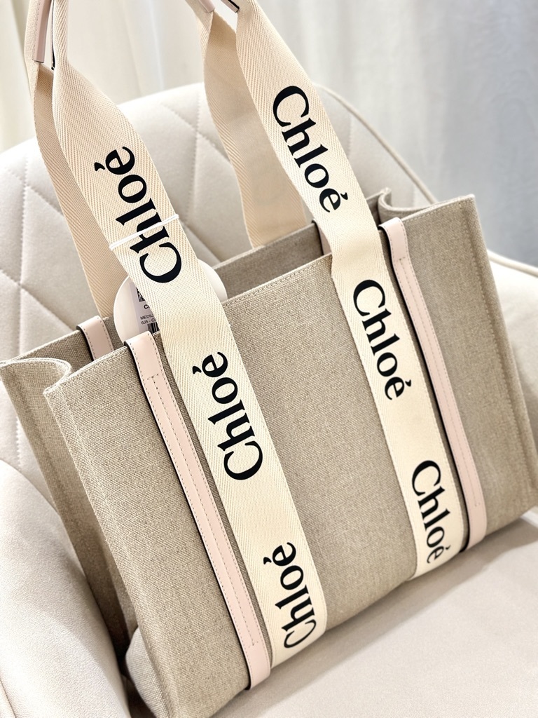 CHLOE Woody Medium Tote