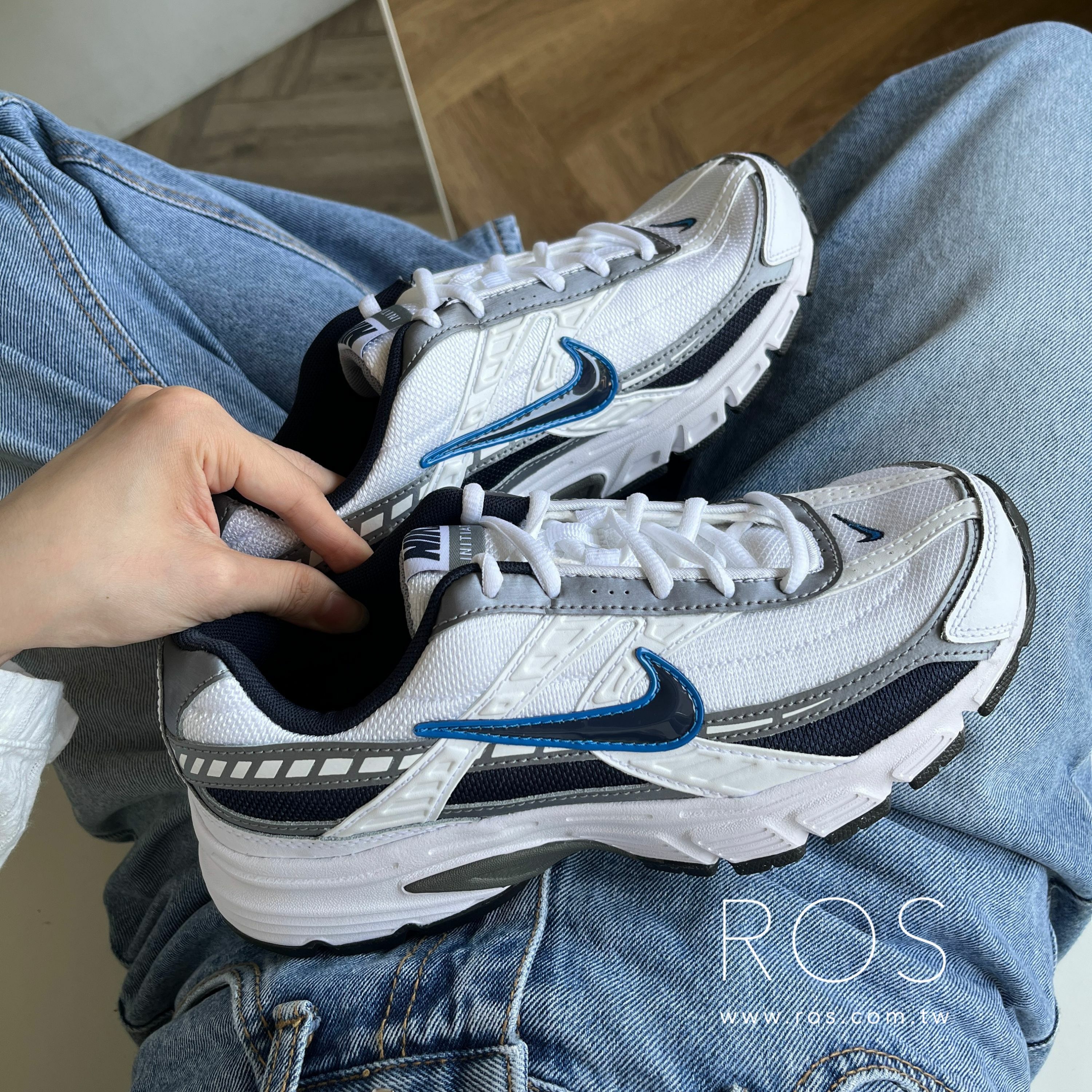 Nike Initiator 復古白藍