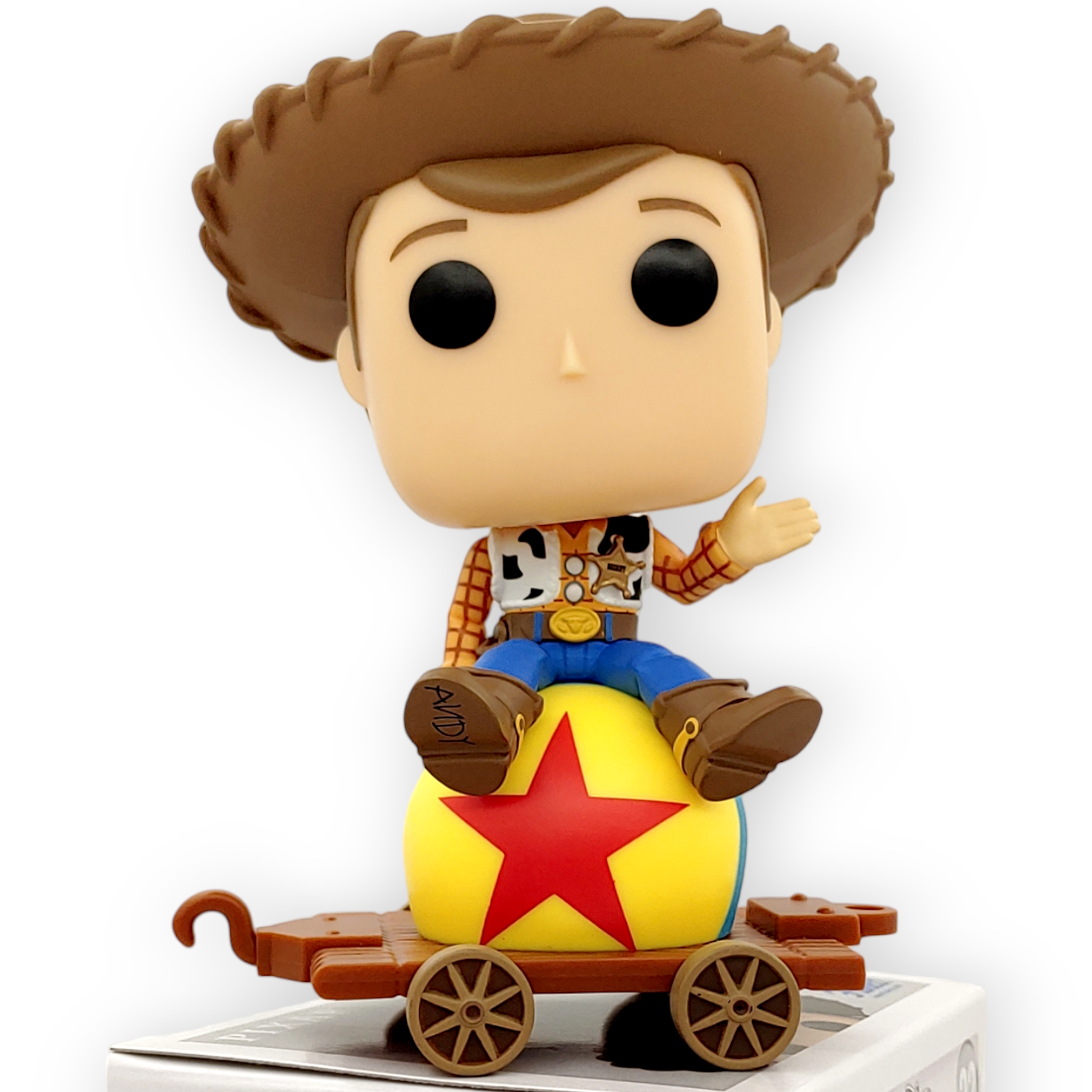 FUNKO POP<迪士尼100週年>胡迪_彼思彩球車卡-No.22