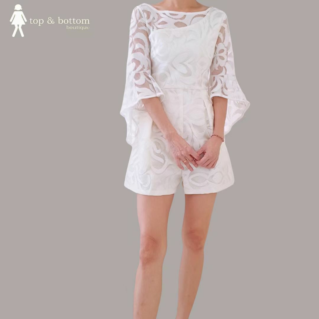 M/SLEEVE LACE SHORT JUMPSUIT