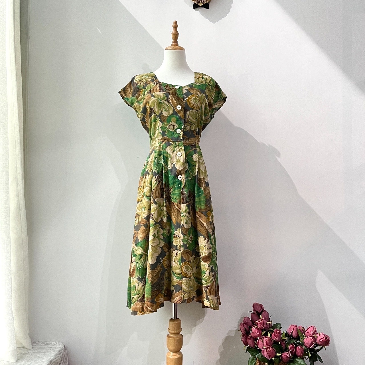 綠色油畫大花短袖連身裙