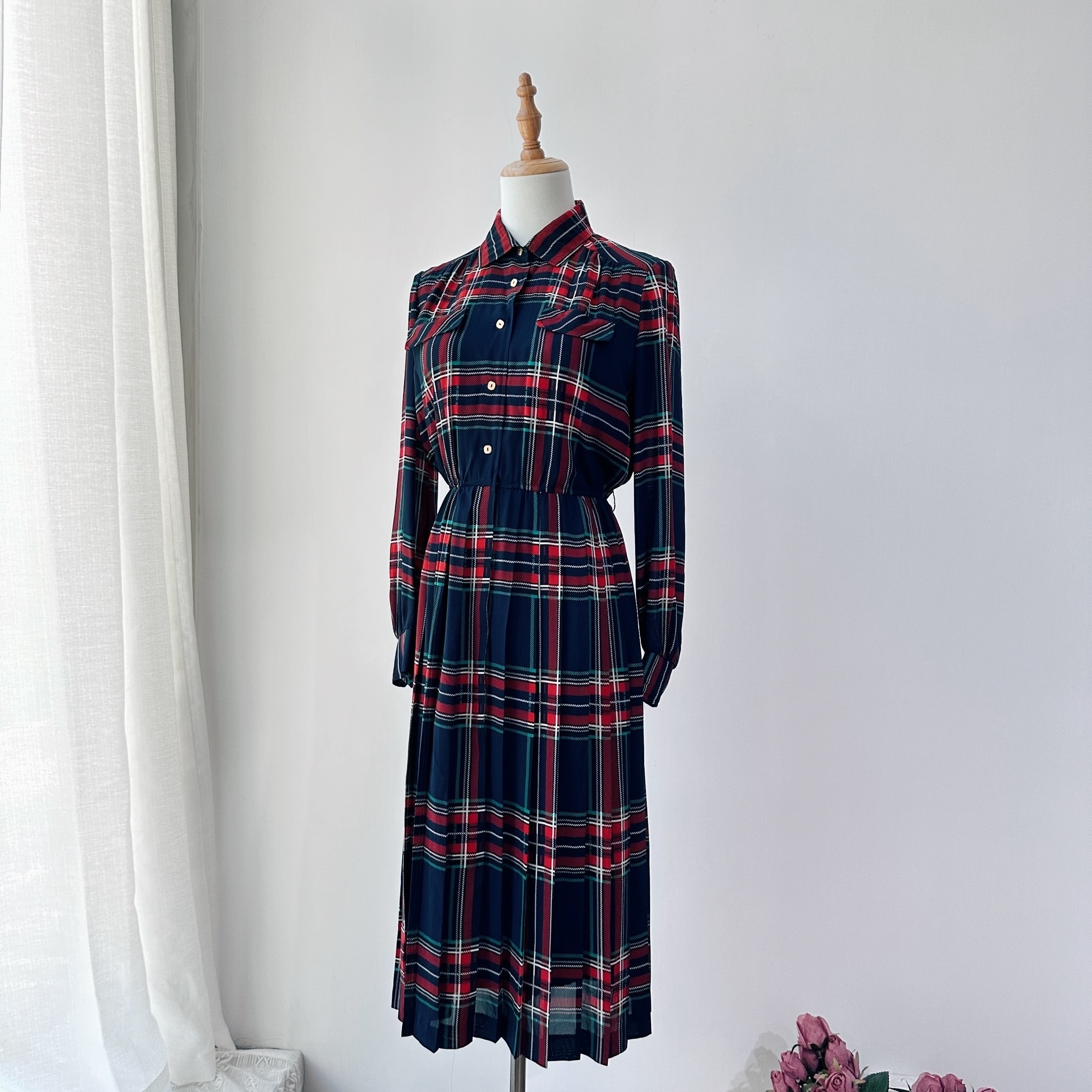 英倫風紅藍格紋長袖百褶連身裙