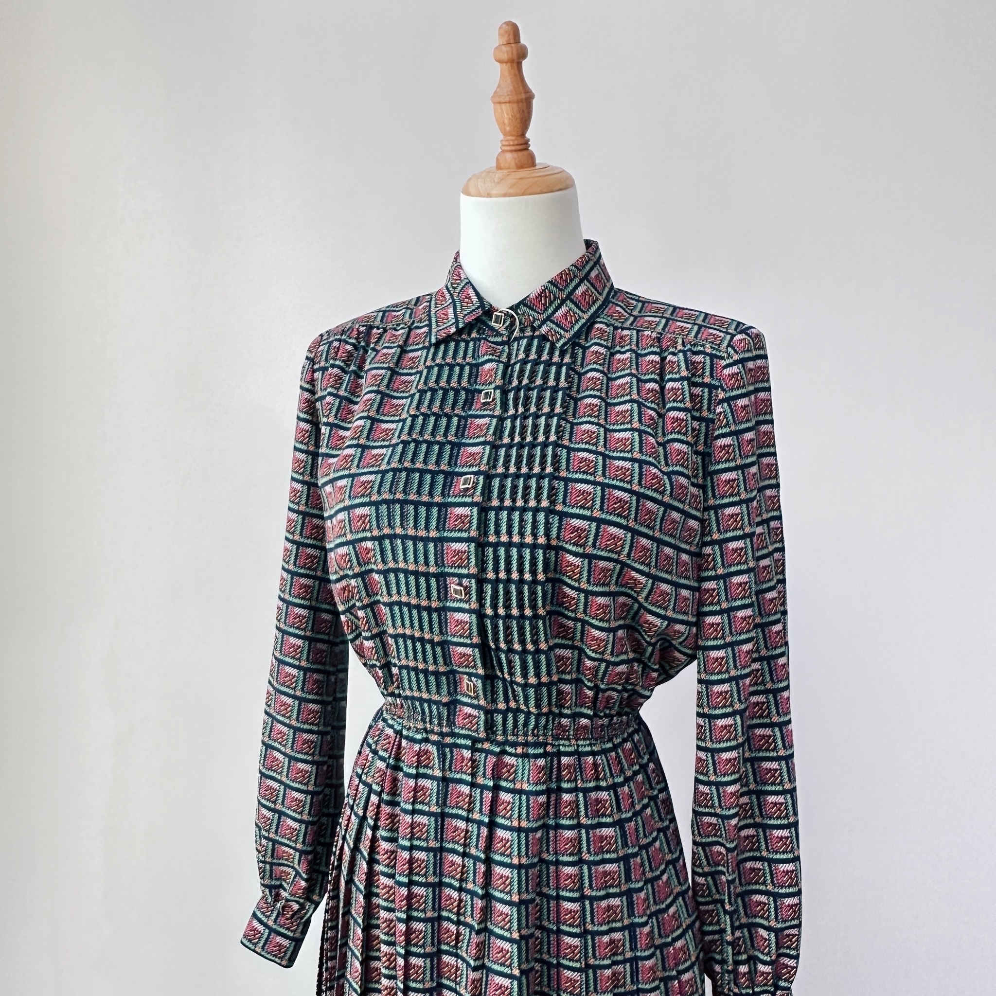 彩虹填色方塊格紋長袖連身裙