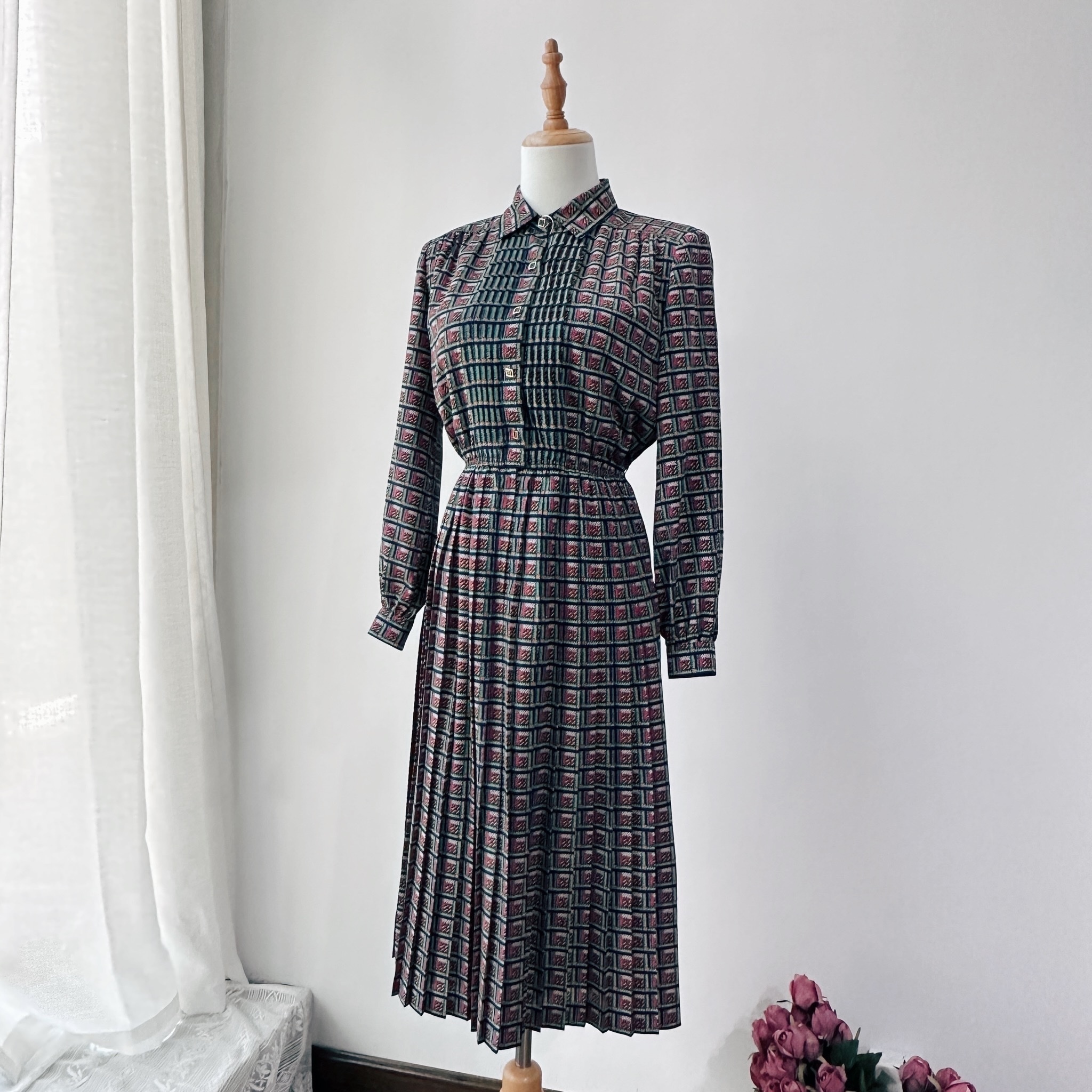 彩虹填色方塊格紋長袖連身裙