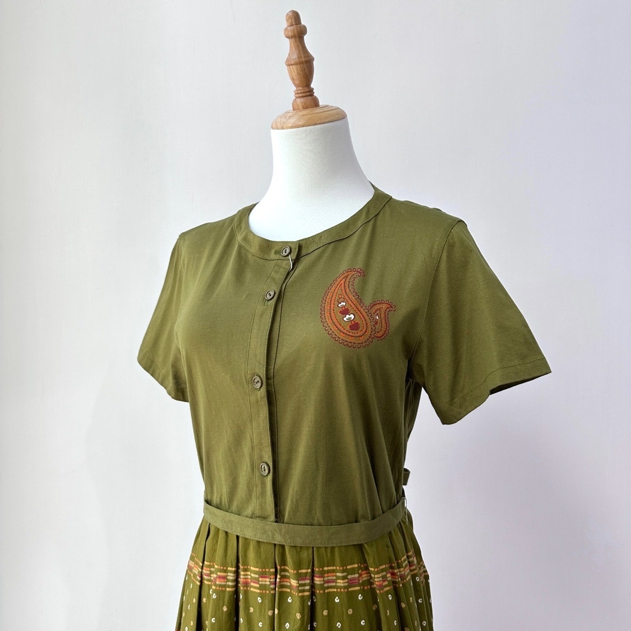 日本製橄欖綠腰果花棉質連身裙