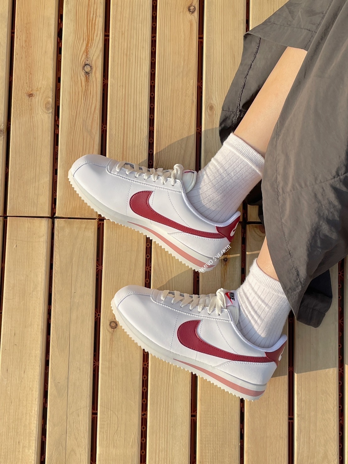 Nike Cortez "White/Red Stardust" 酒紅勾勾 阿甘鞋(DN1791103)