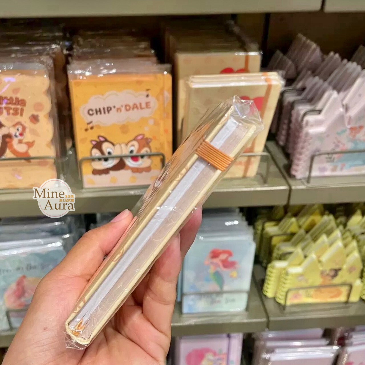 奇奇蒂蒂 Chip 'n Dale 紅色花朵 圖案 黃色 記事本 筆記本 -上海迪士尼樂園