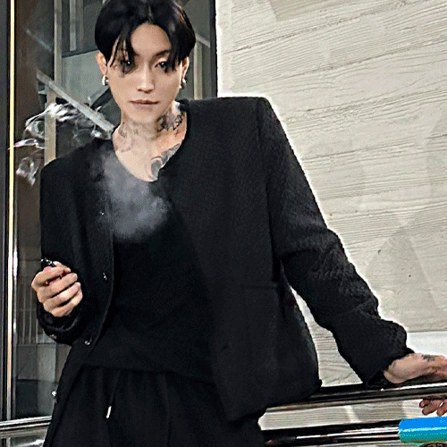 Maison粗花呢短款夾克