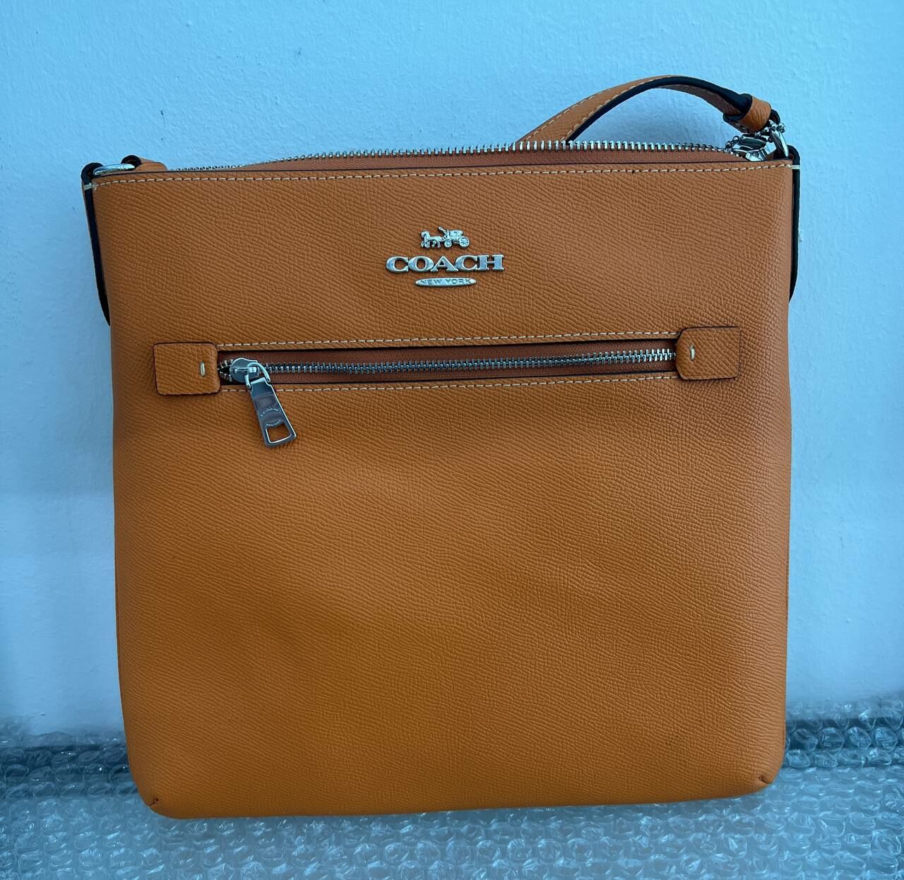 [S] COACH C1556 LEATHER ROWAN FILE BAG,SV/BRIGHT MANDARIN, 195031996290 (SCO460)