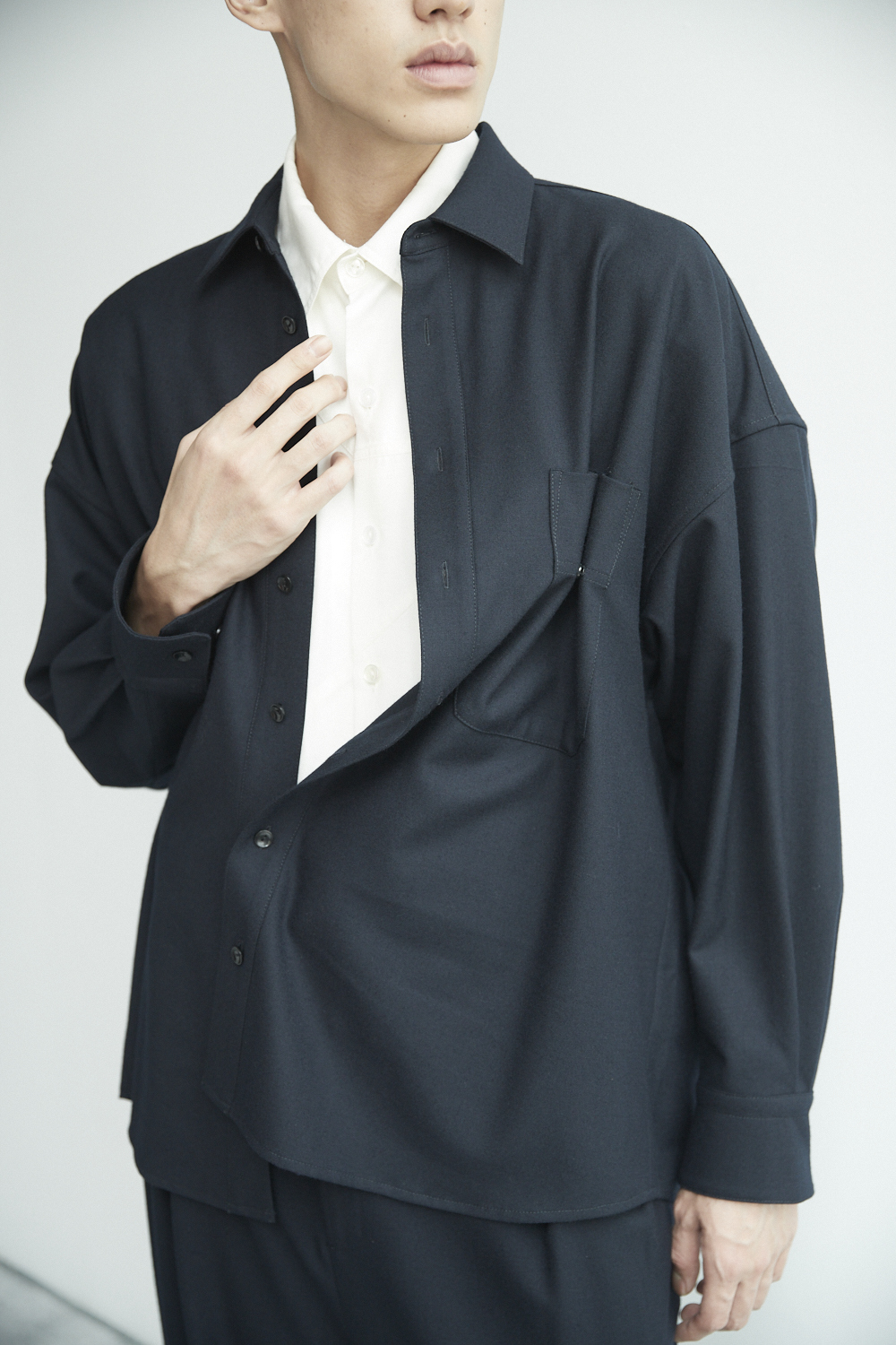暗釦口袋襯衫