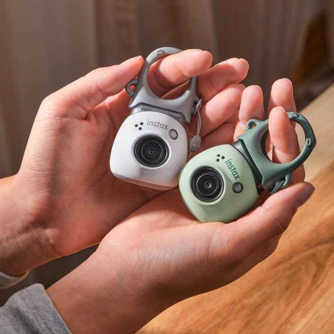 FUJIFILM INSTAX PAL 迷你相機 小相機 輕便型 閃光燈 快門指令 五色 / 現貨+預購