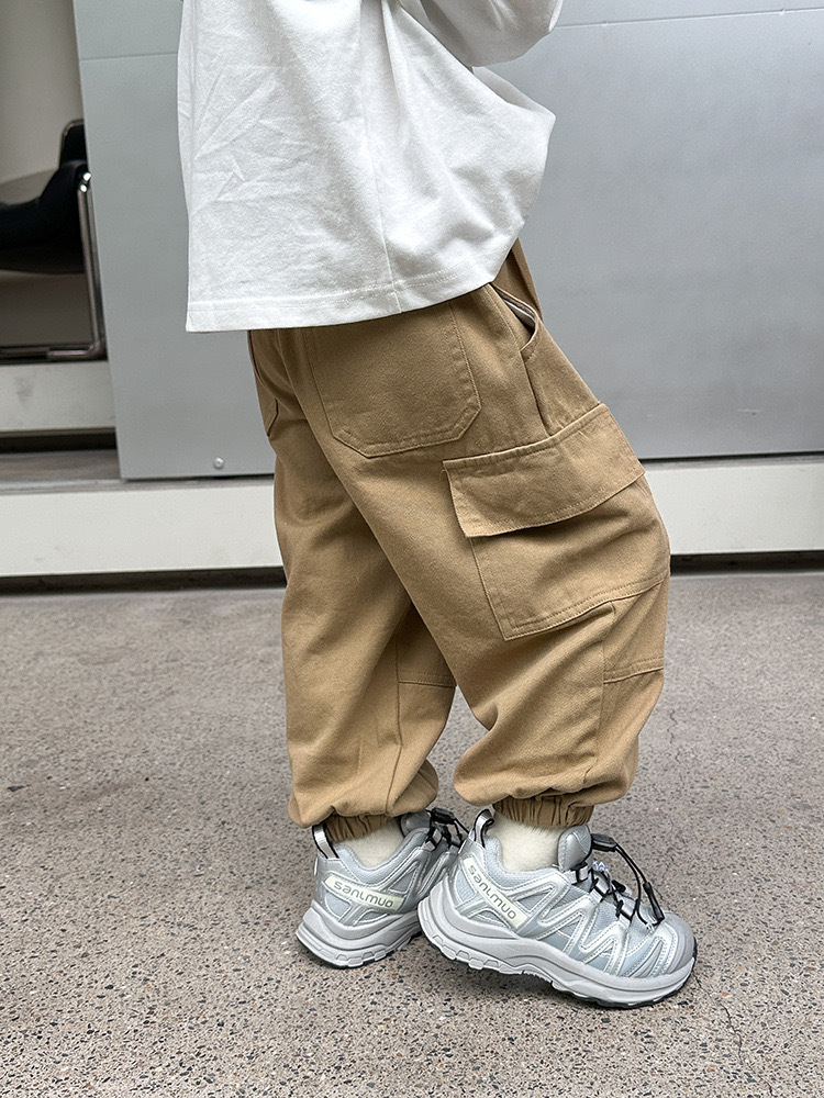 四色寬鬆大口袋工裝束腳褲