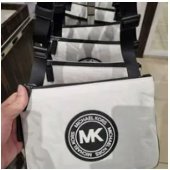 [S] MICHAEL KORS 37F3BKLM7O BROOKLYN EXPANDABLE MSGR,BRIGHT WHITE, 196237099792 (SMK577)