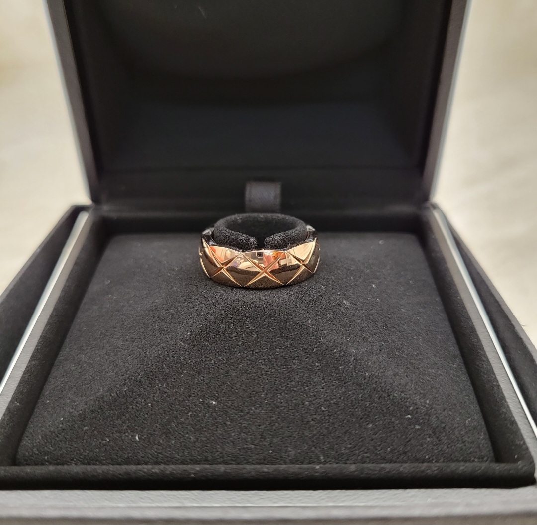 Chanel coco crush Ring small 18k beige 52