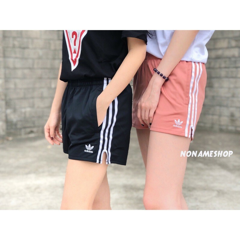 💥出清特價💥 ADIDAS ORIGINAL 三線 三葉草 運動短褲 熱褲 (女款)