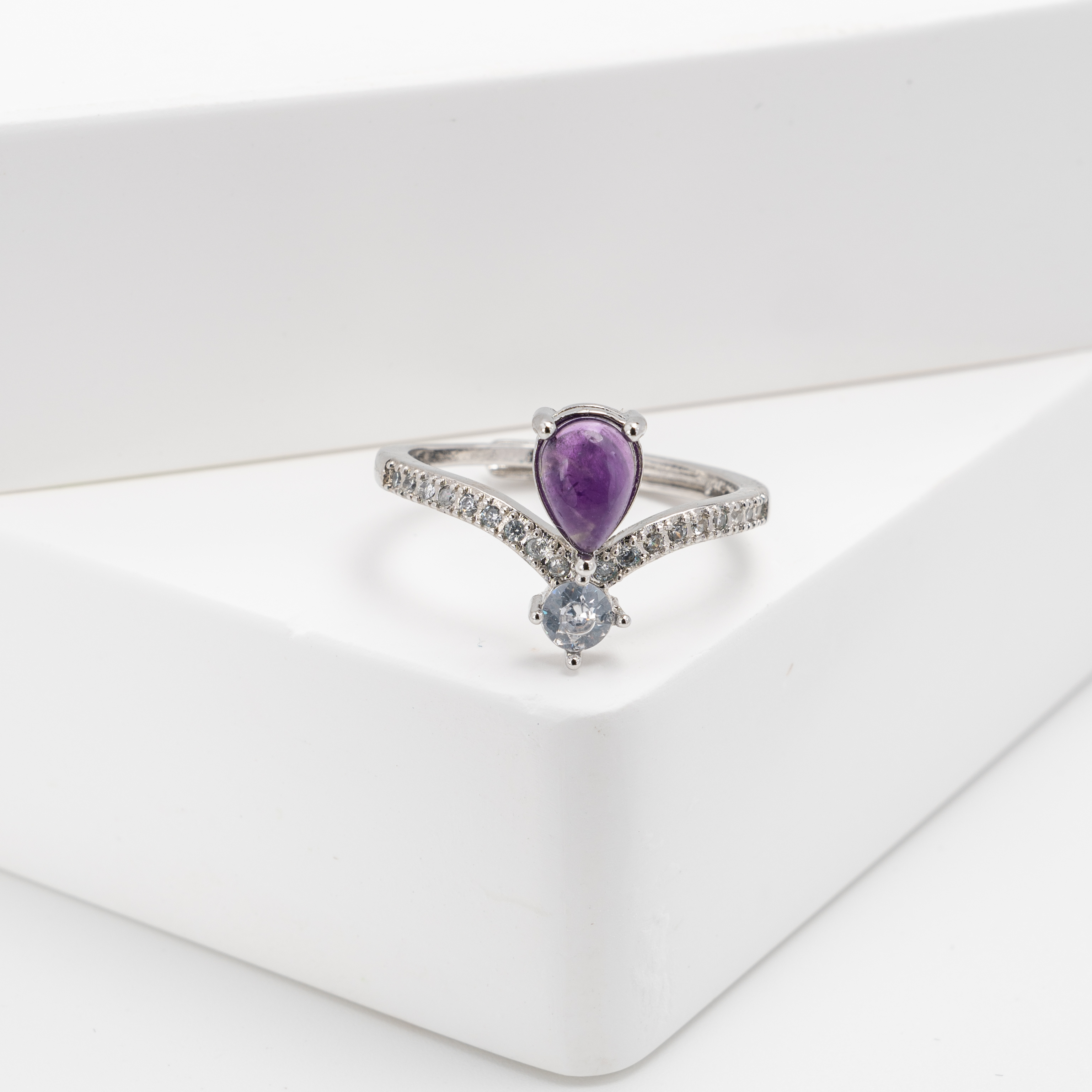 【紫水晶】水滴碎鑽戒指