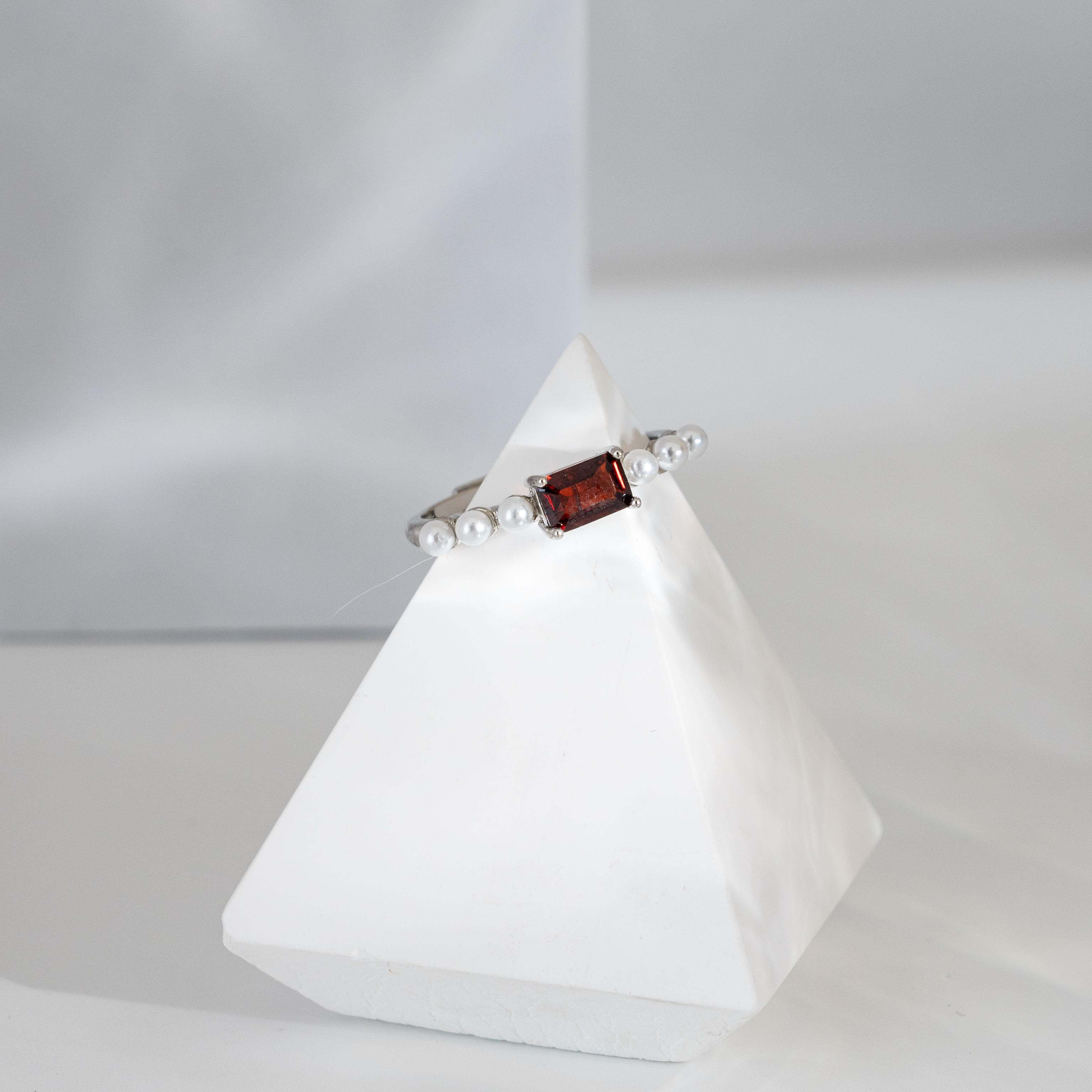 【紅石榴石】小方塊珍珠戒指