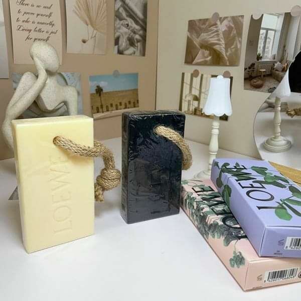 LOEWE羅意威香氛精油香皂290g