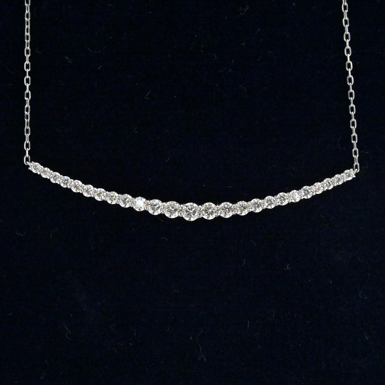 18K Smile Diamond Necklace (Large)